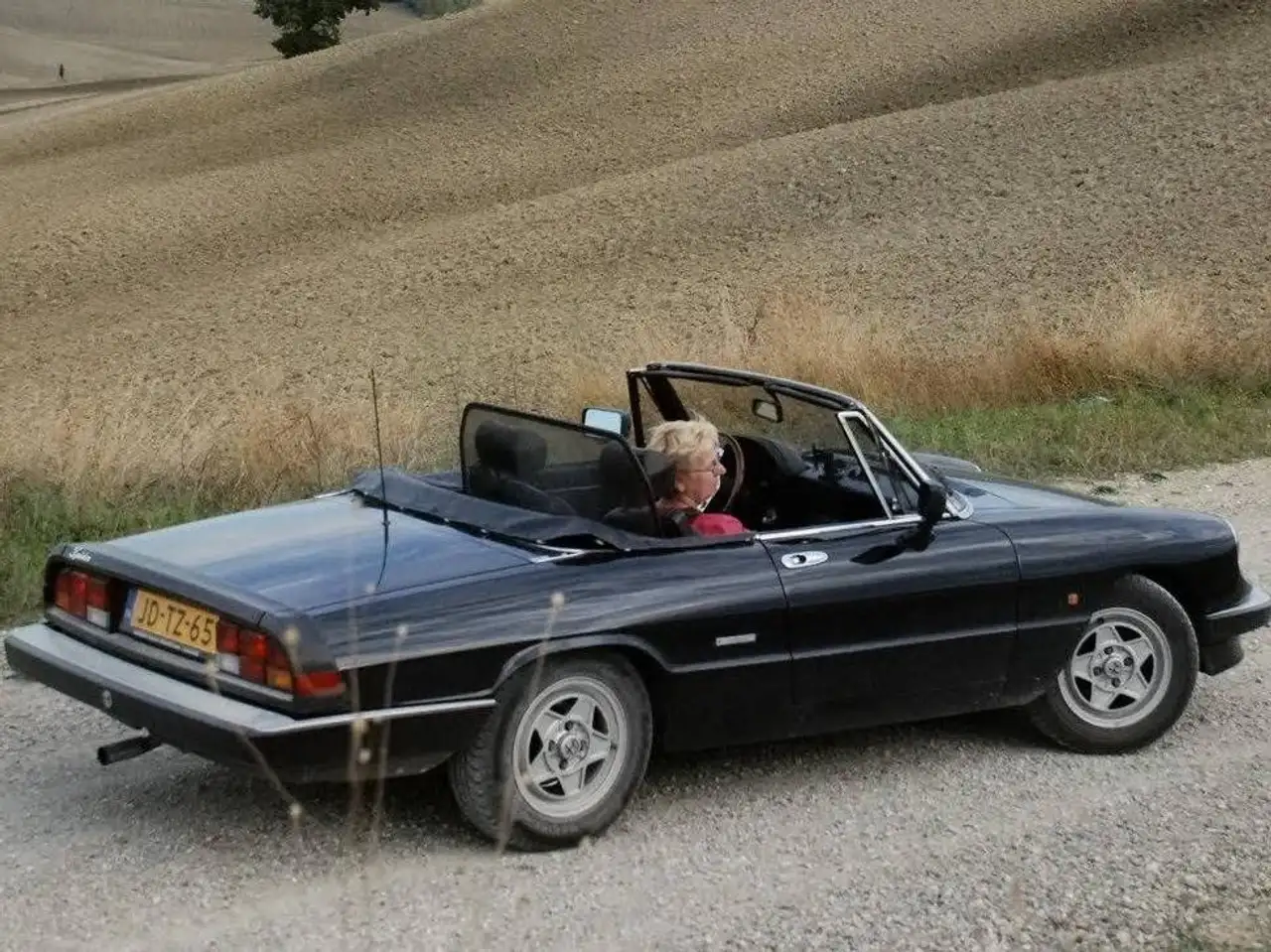 Alfa Romeo Spider, foto 1