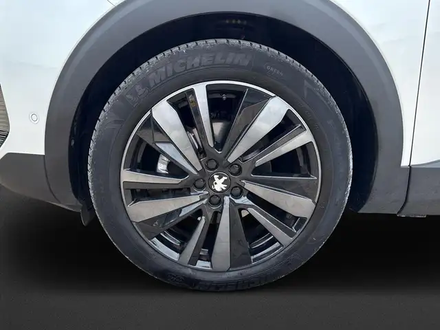 Peugeot 3008 view 10