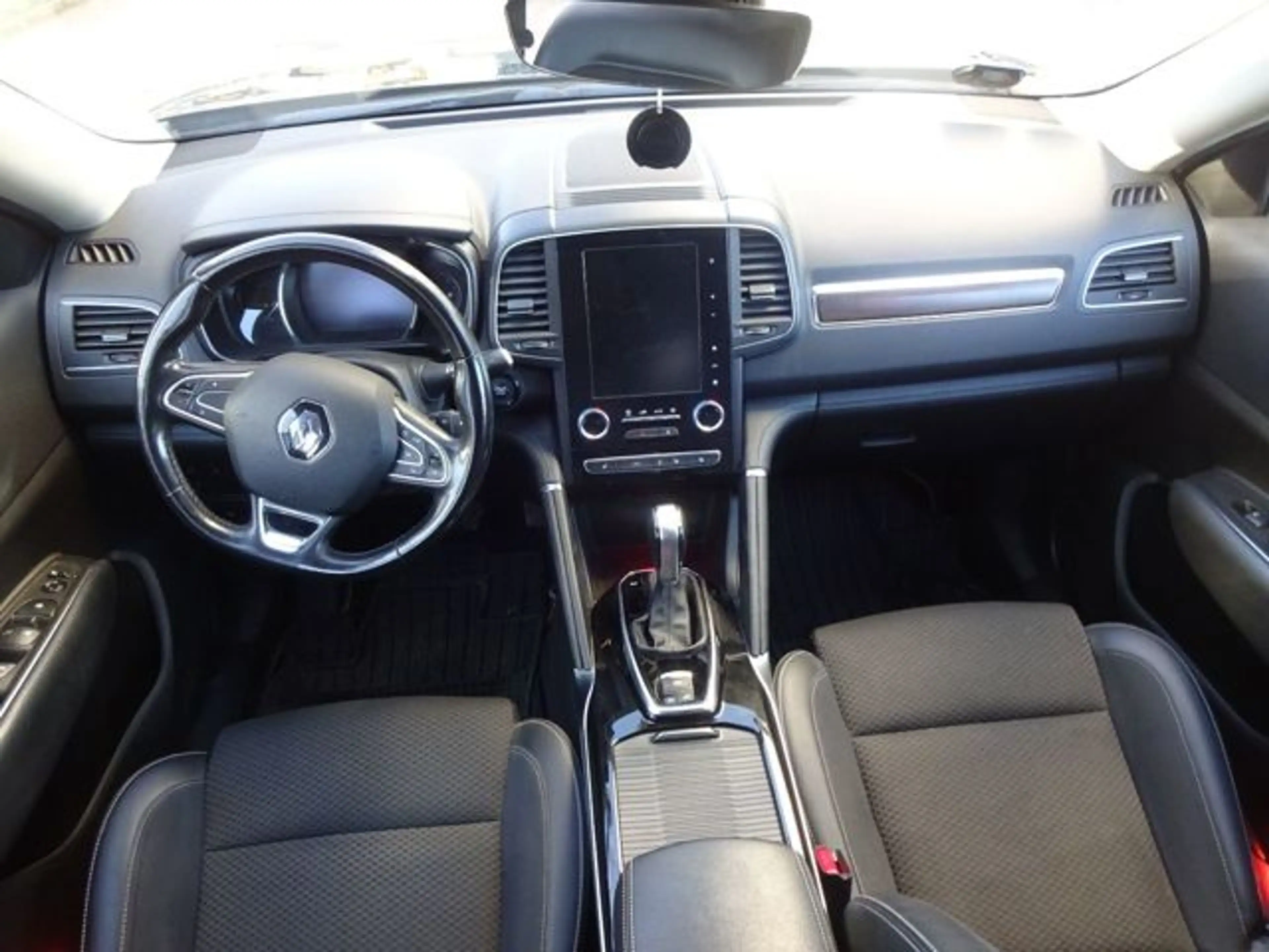 Renault Koleos Limited 4x4 — photo 9
