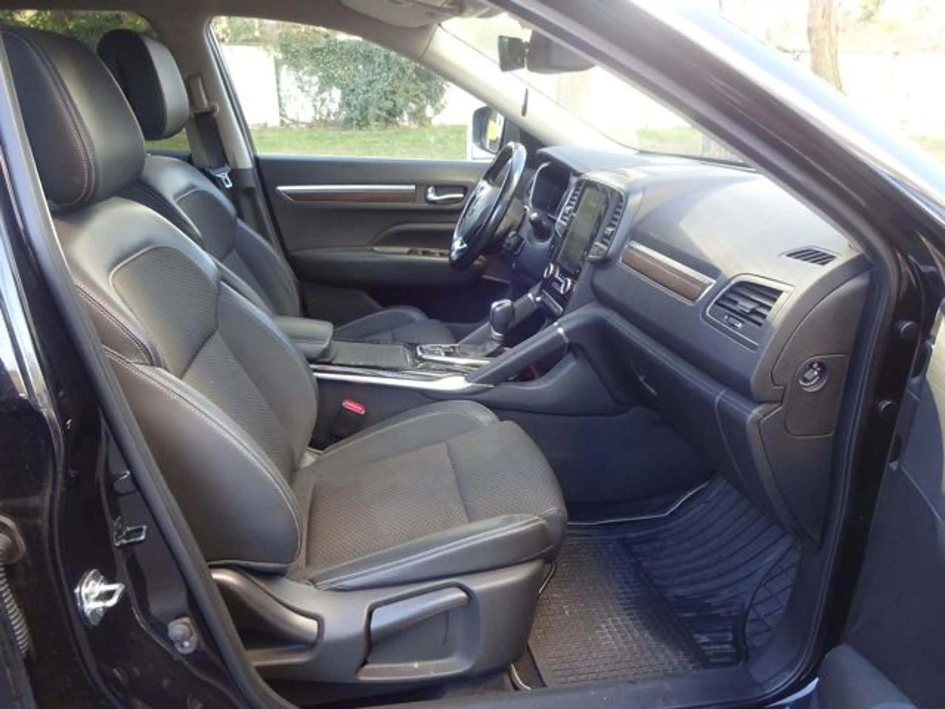 Renault Koleos Limited 4x4 — photo 12
