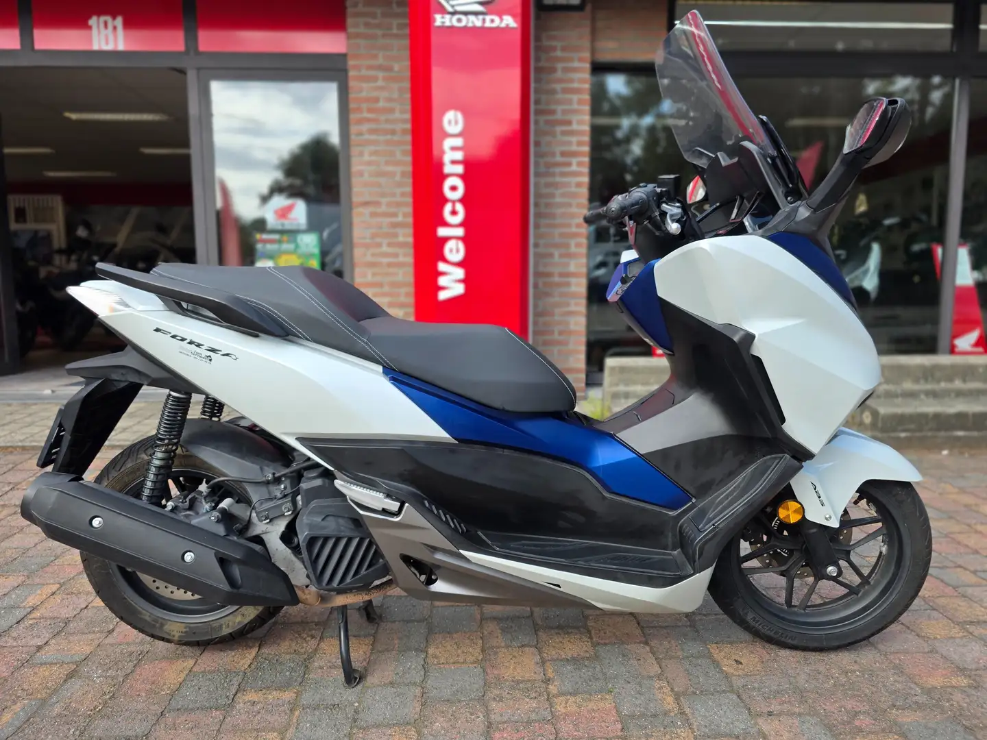 Honda Forza 125 ABS Wit - 1