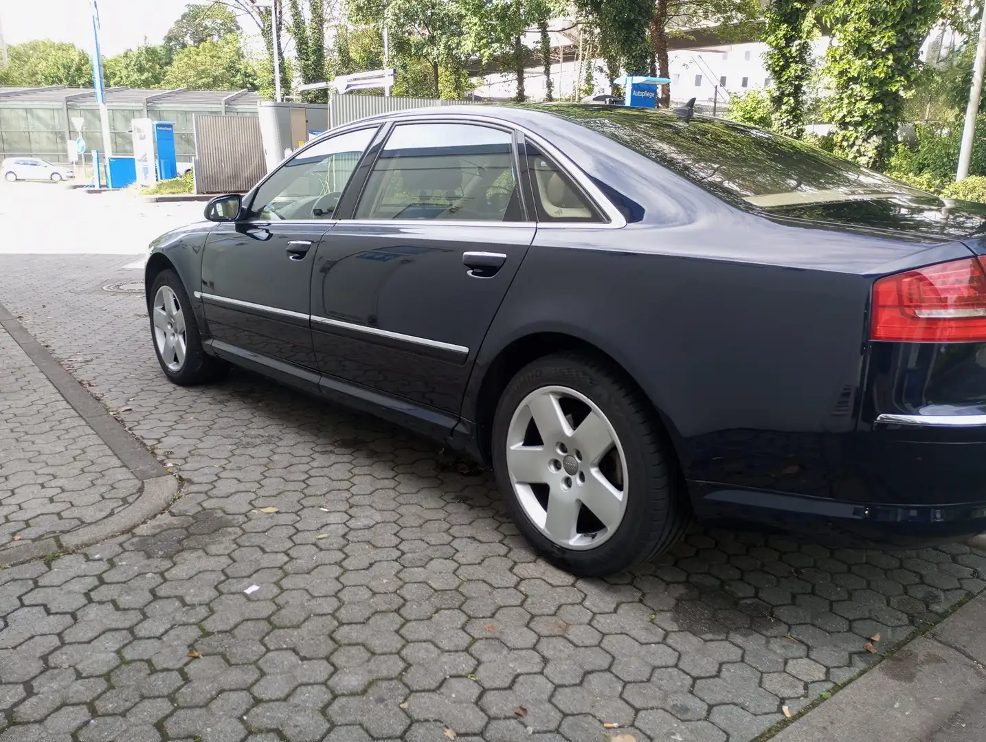 Audi A8 4.2 Gasolina Limusina 335cv Azul - 2