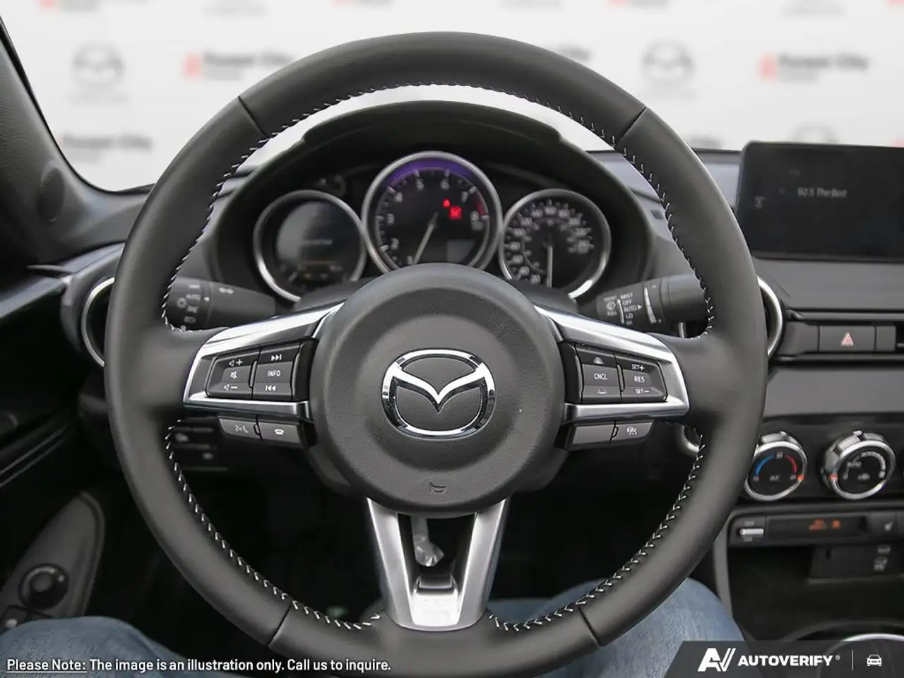 Mazda MX-5 Miata снимка Mazda MX-5 Miata