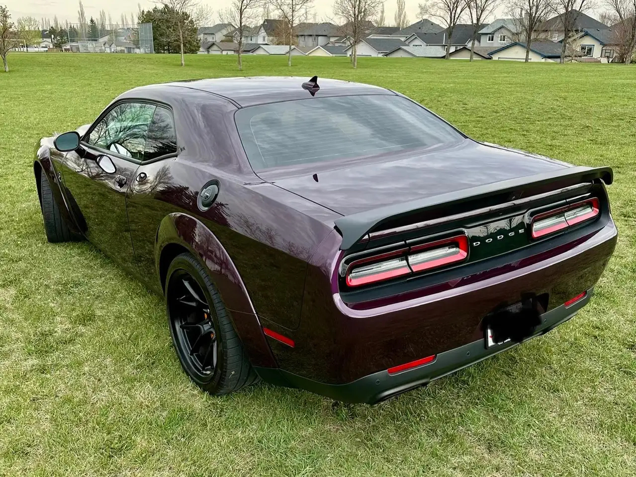 Dodge Challenger снимка Dodge Challenger
