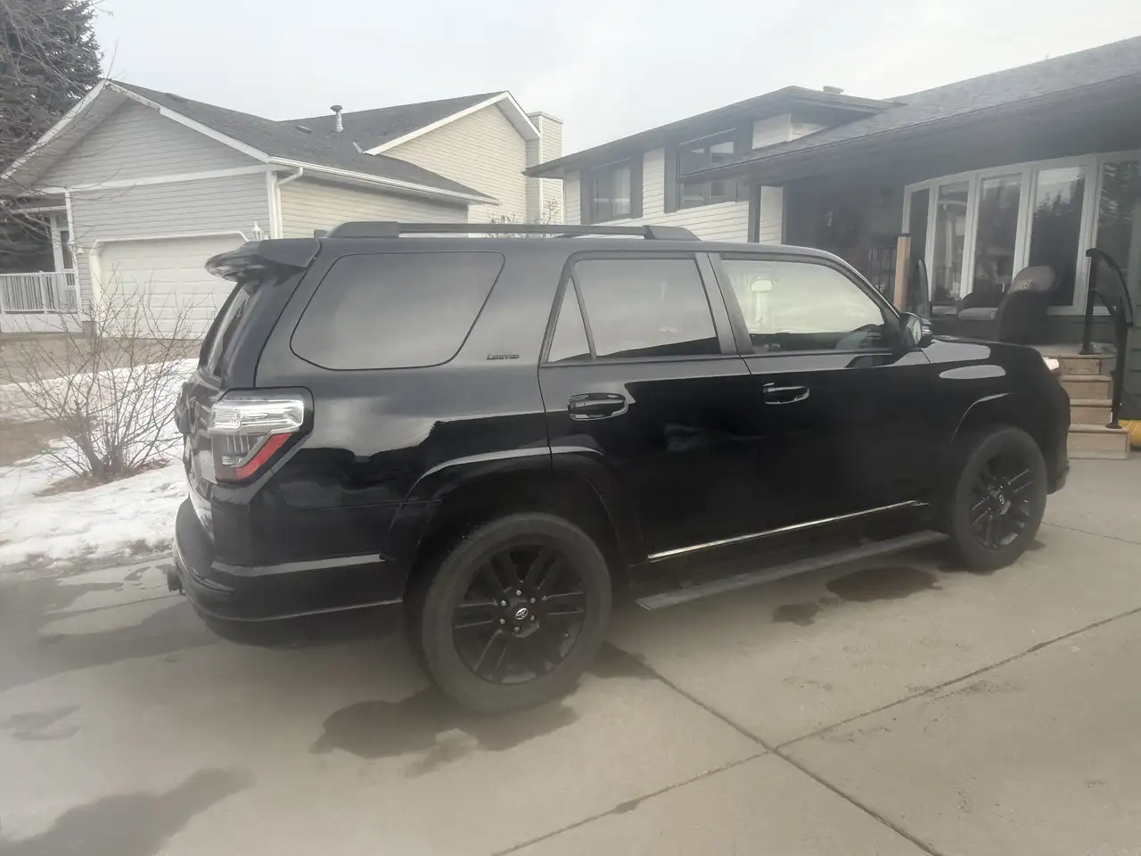 Toyota 4-Runner снимка Toyota 4-Runner