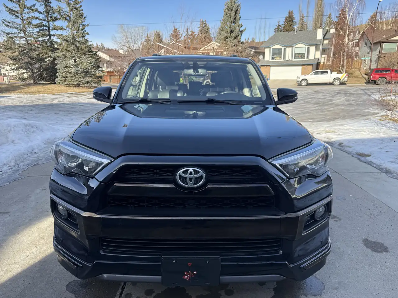Toyota 4-Runner снимка Toyota 4-Runner