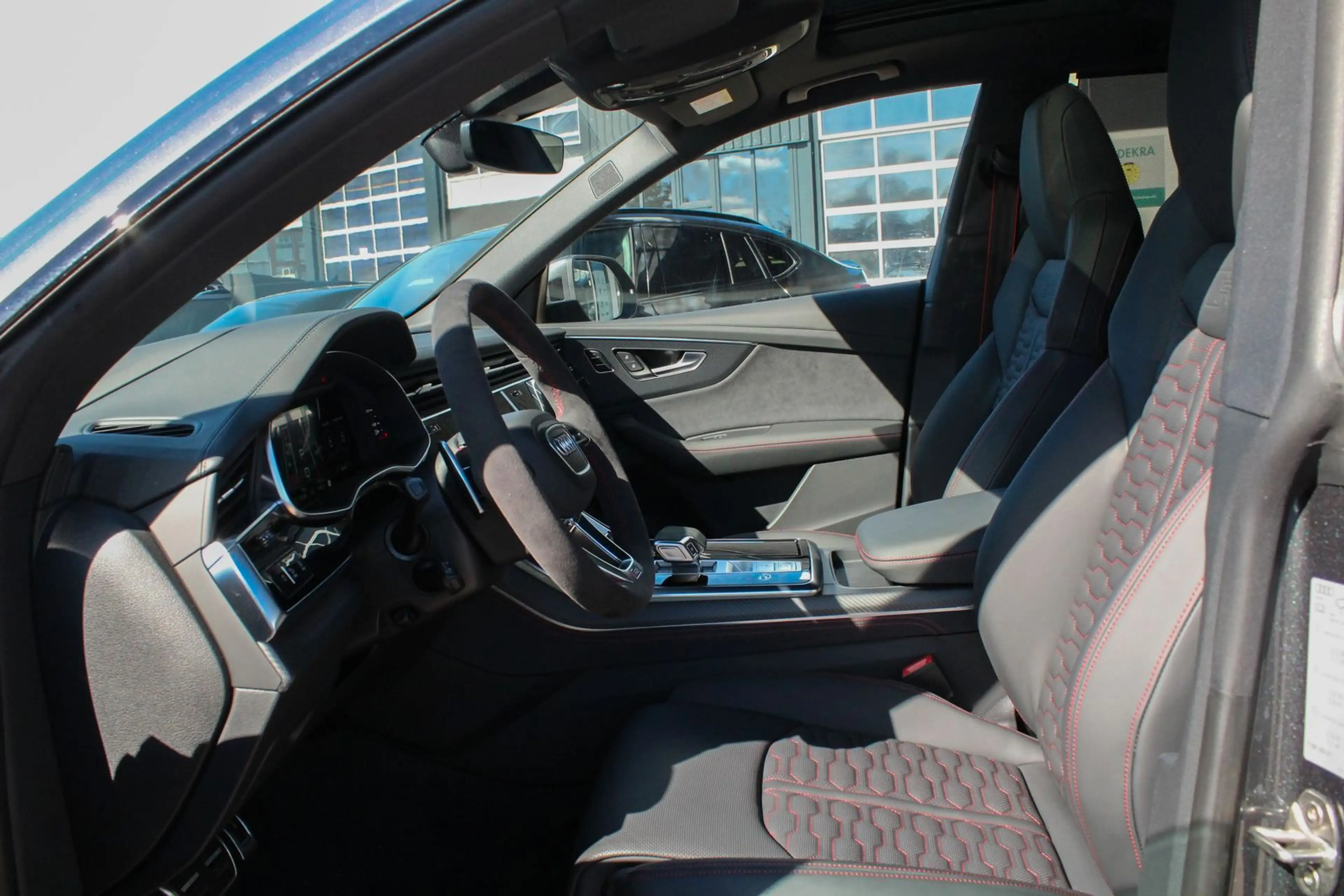 Audi RS Q8 Performance Keramik+AHK+ACC+Pano+Bang & ... — photo 10
