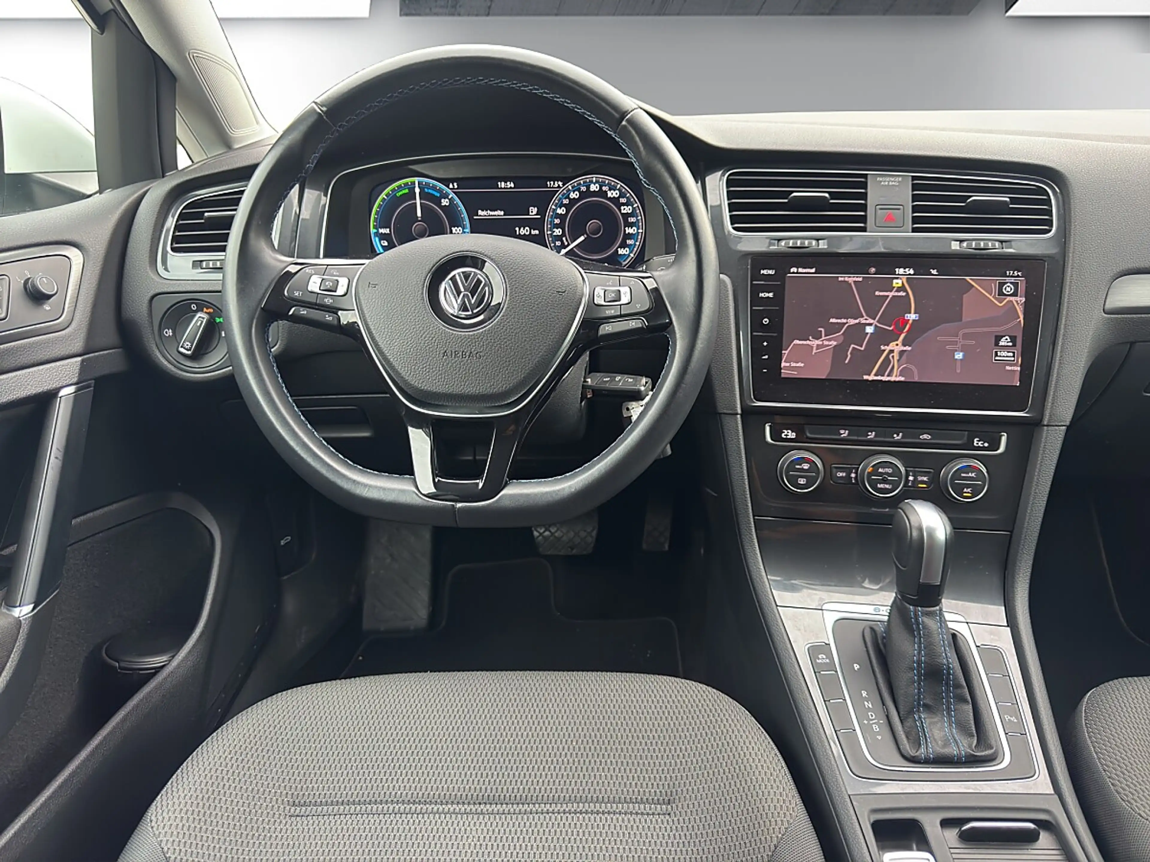 Volkswagen e-Golf Golf e-Golf *Led*ACC*Rückfahrkamera*Stzheiz — photo 14