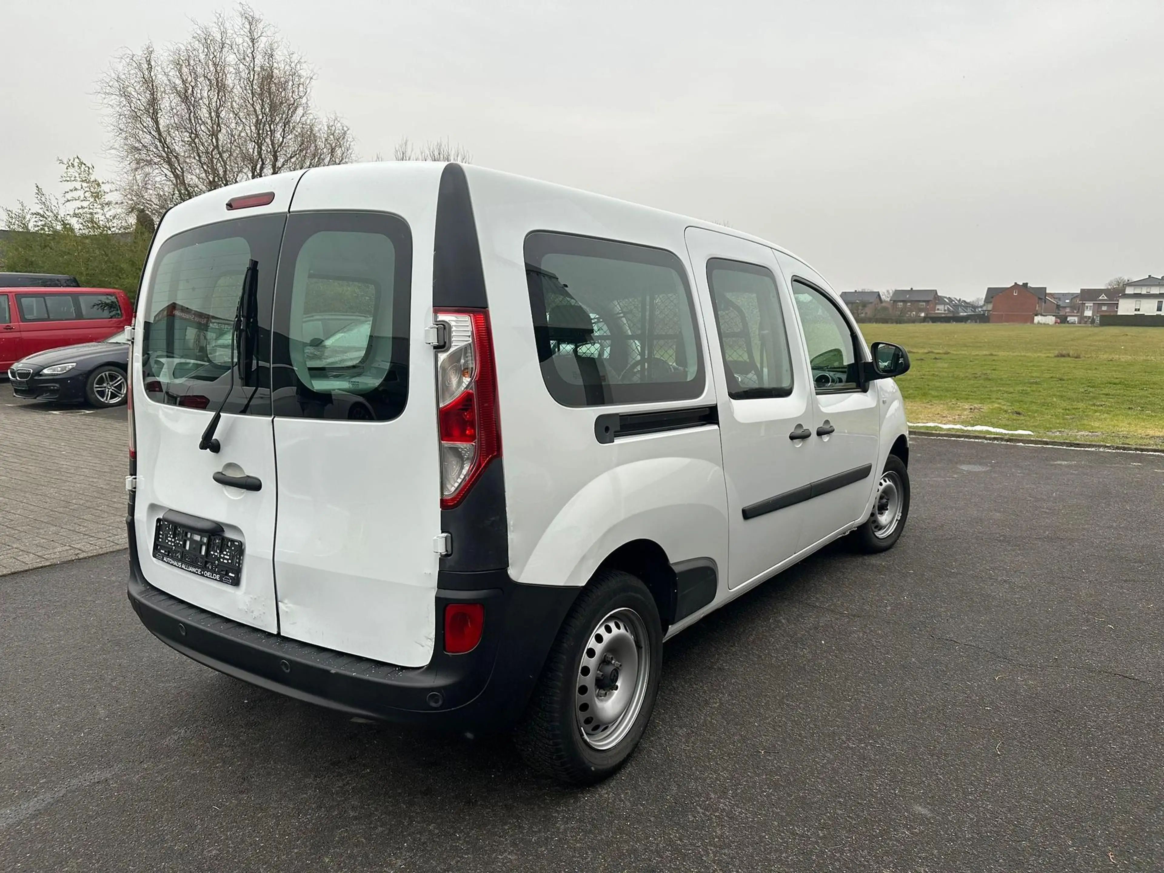 Renault Kangoo Kangoo Rapid 1.5 BLUE dCi Maxi Extra — photo 6