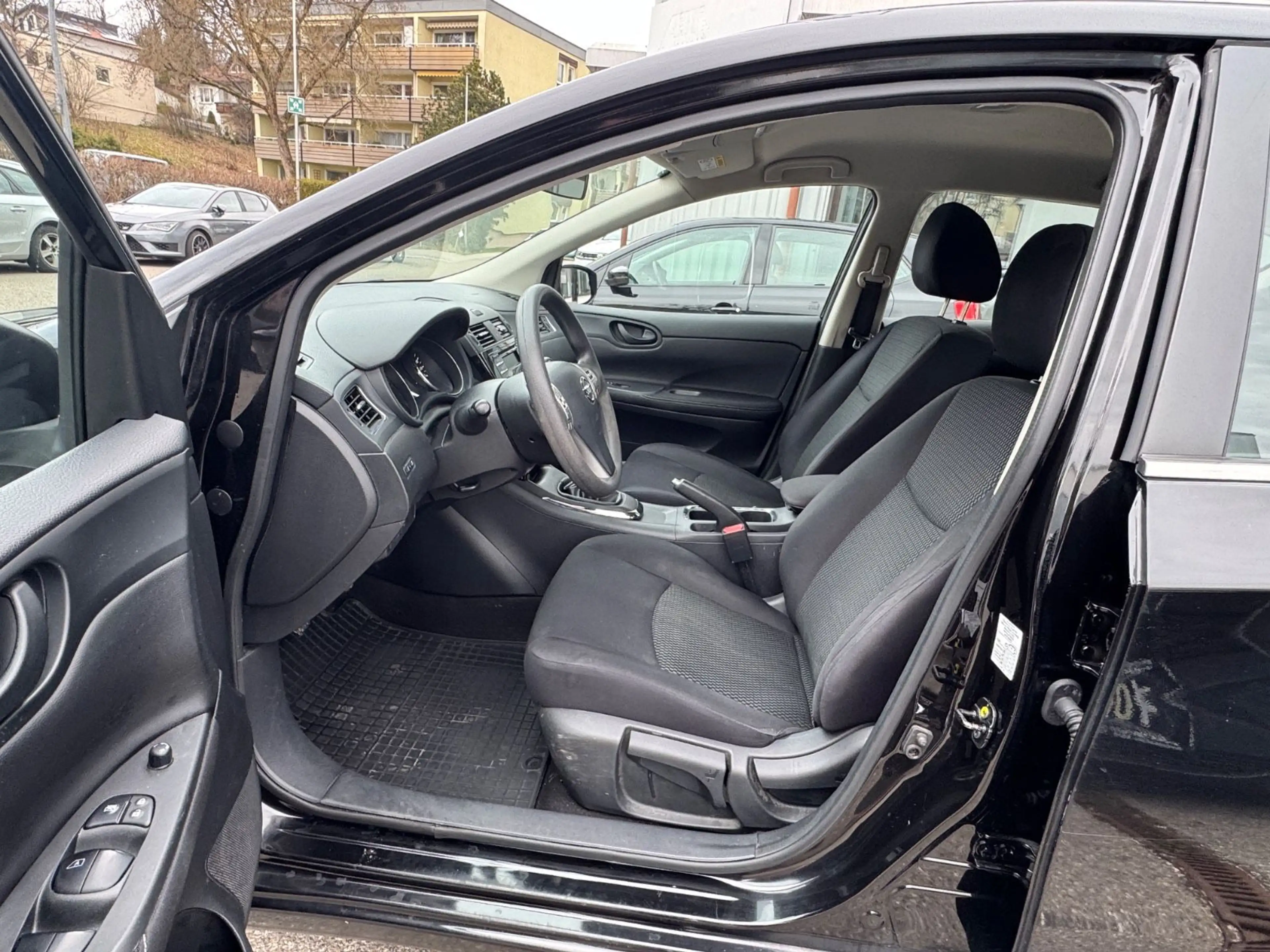 Nissan Pulsar 1.2 16V KAT Visia Tüvneu 1hand Euro 6 AHG — photo 11