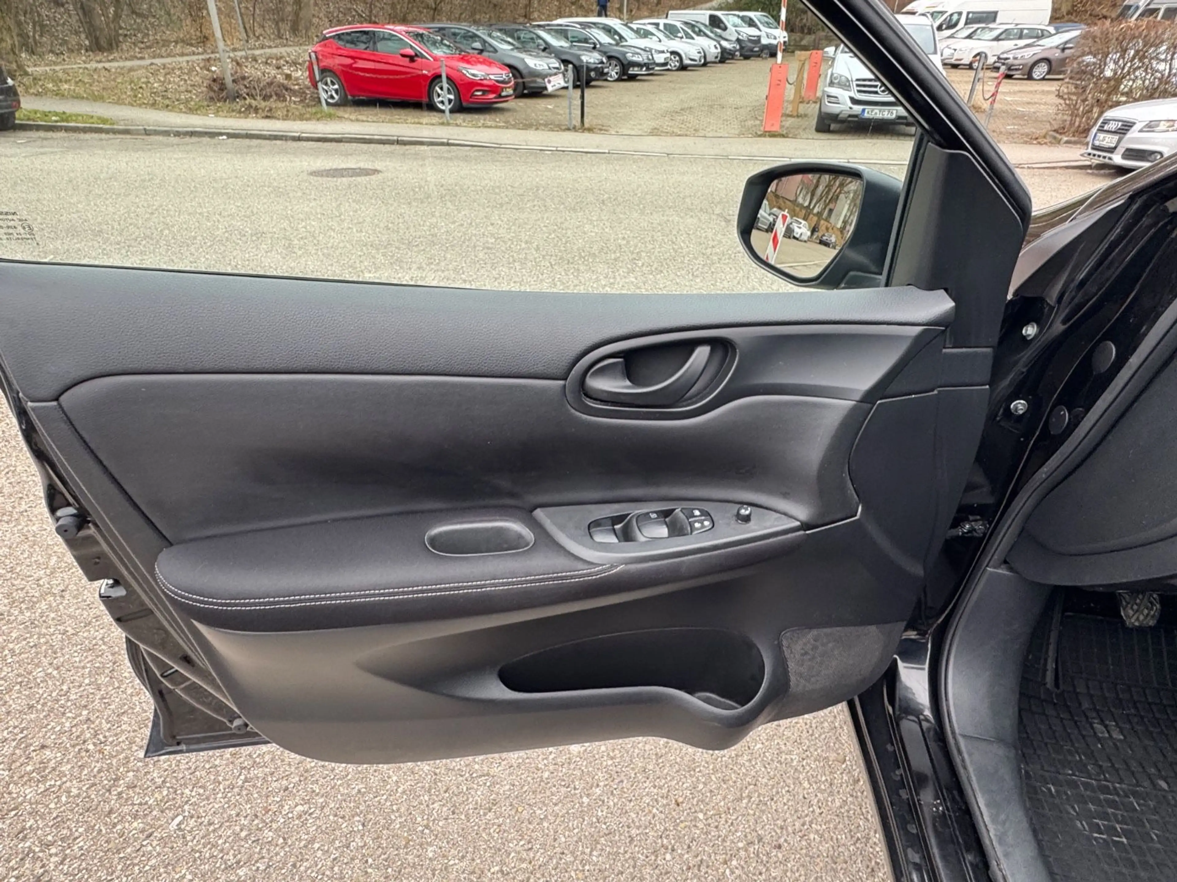 Nissan Pulsar 1.2 16V KAT Visia Tüvneu 1hand Euro 6 AHG — photo 9