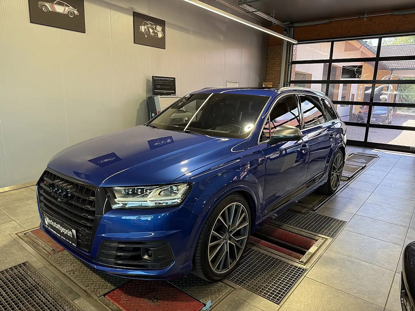 Audi SQ7 4.0 TDI DPF quattro Blau - 1