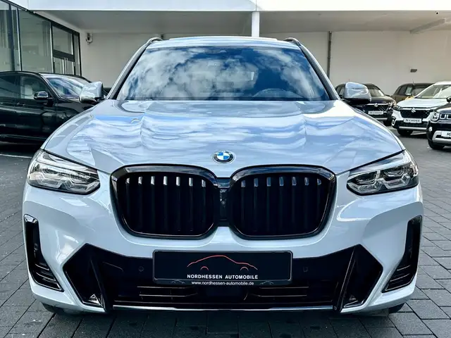 BMW X3 view 5
