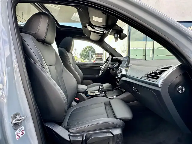 BMW X3 view 15