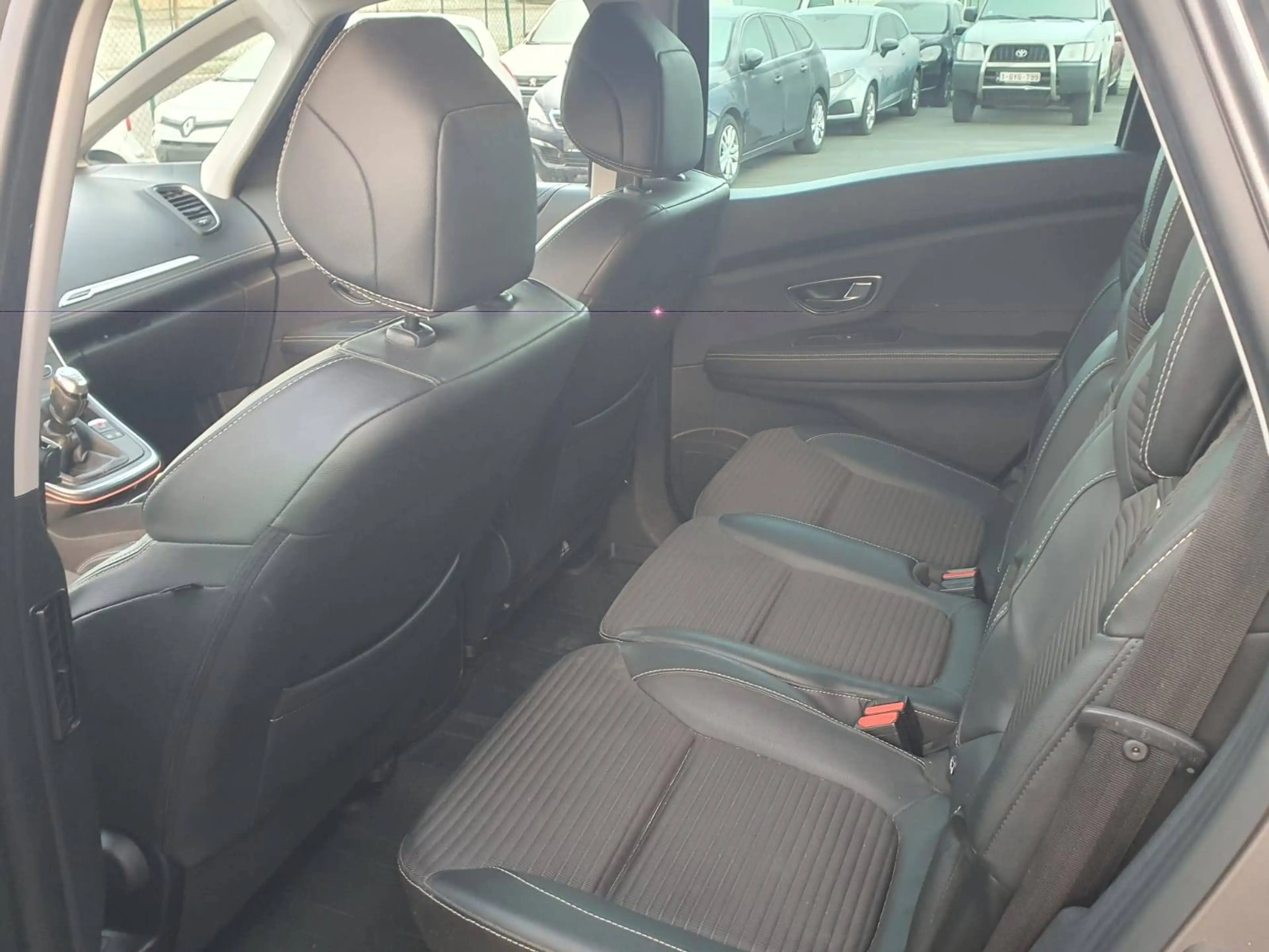 Renault Scenic Scenic 1.7 Blue dCi Bose Edition (EU6.2) — photo 15