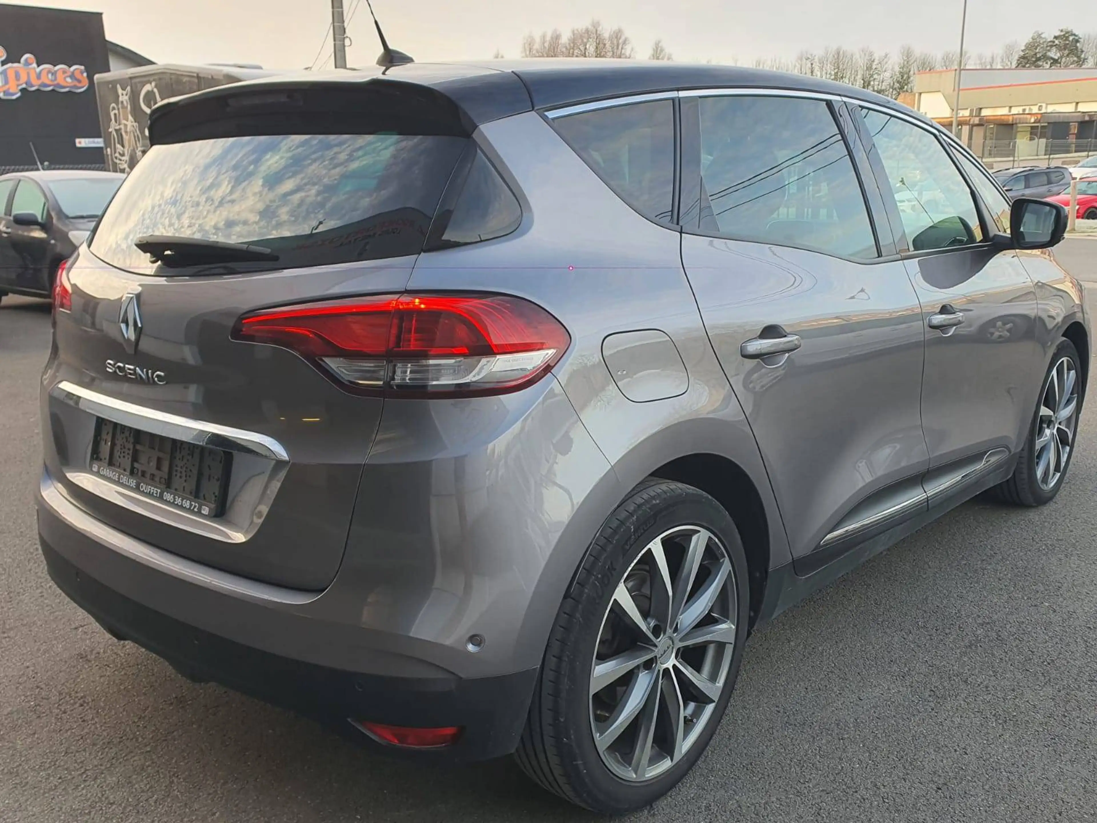 Renault Scenic Scenic 1.7 Blue dCi Bose Edition (EU6.2) — photo 3