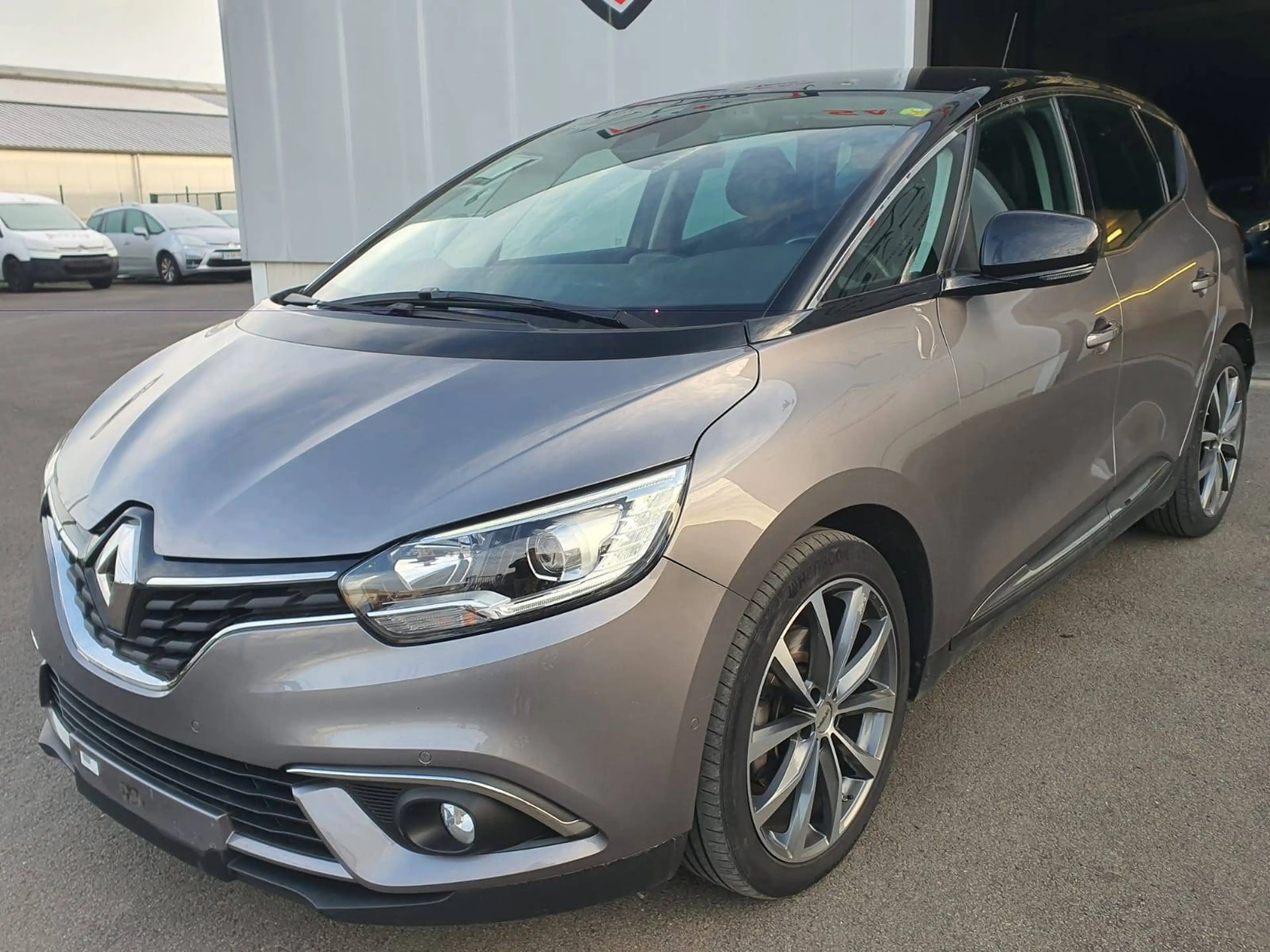 Renault Scenic Scenic 1.7 Blue dCi Bose Edition (EU6.2) — photo 7