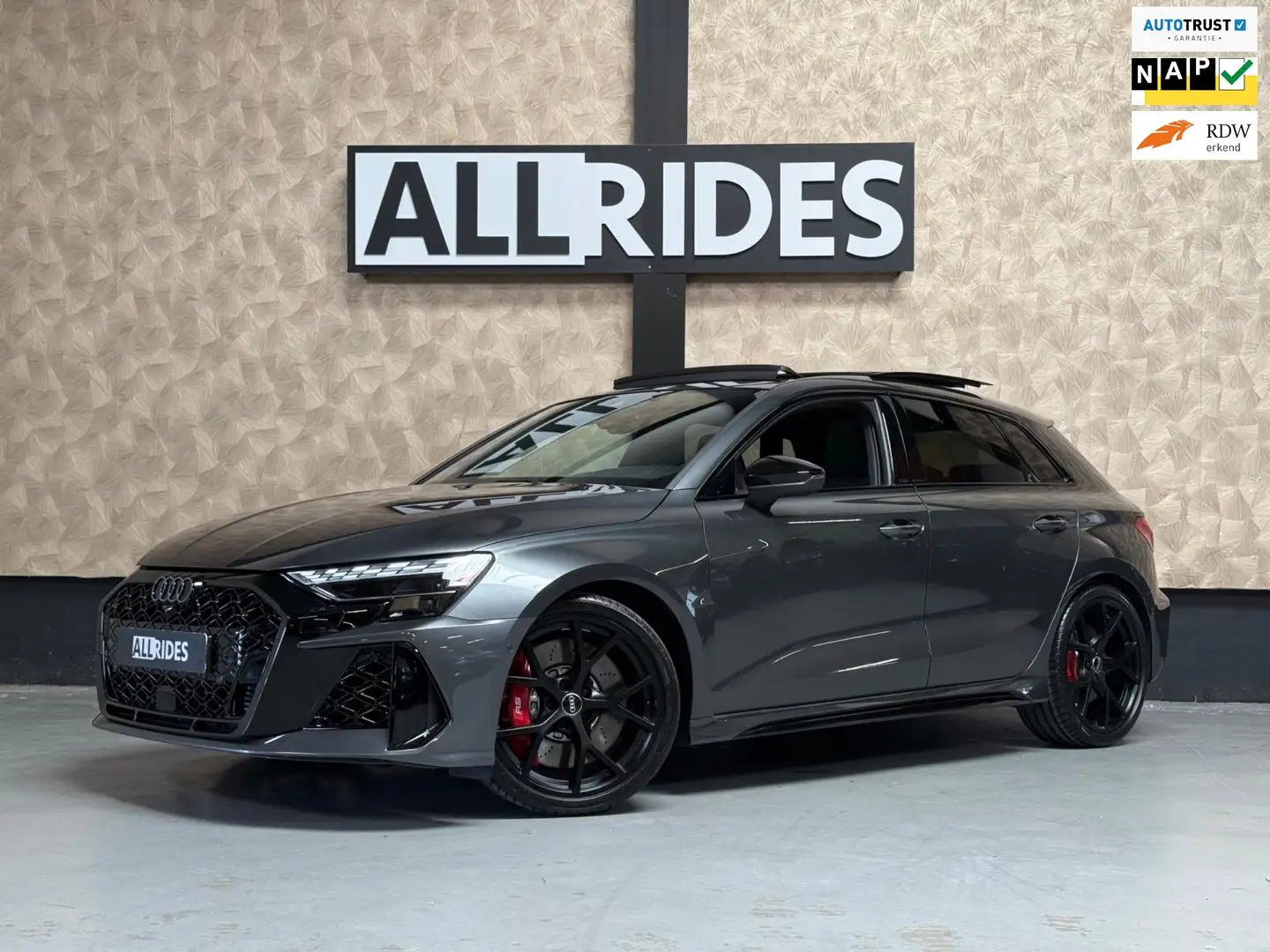 Audi RS3 Sportback 2.5 TFSI RS 3 quattro | Facelift | Pano Grijs - 1