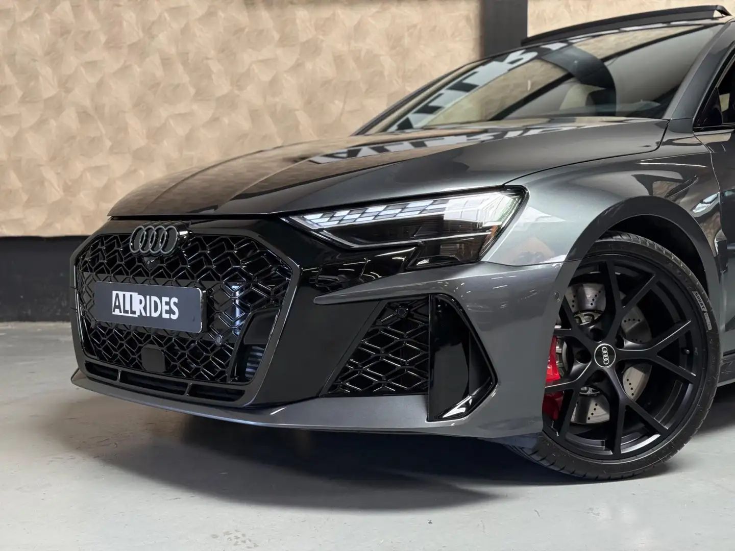 Audi RS3 Sportback 2.5 TFSI RS 3 quattro | Facelift | Pano Grijs - 2