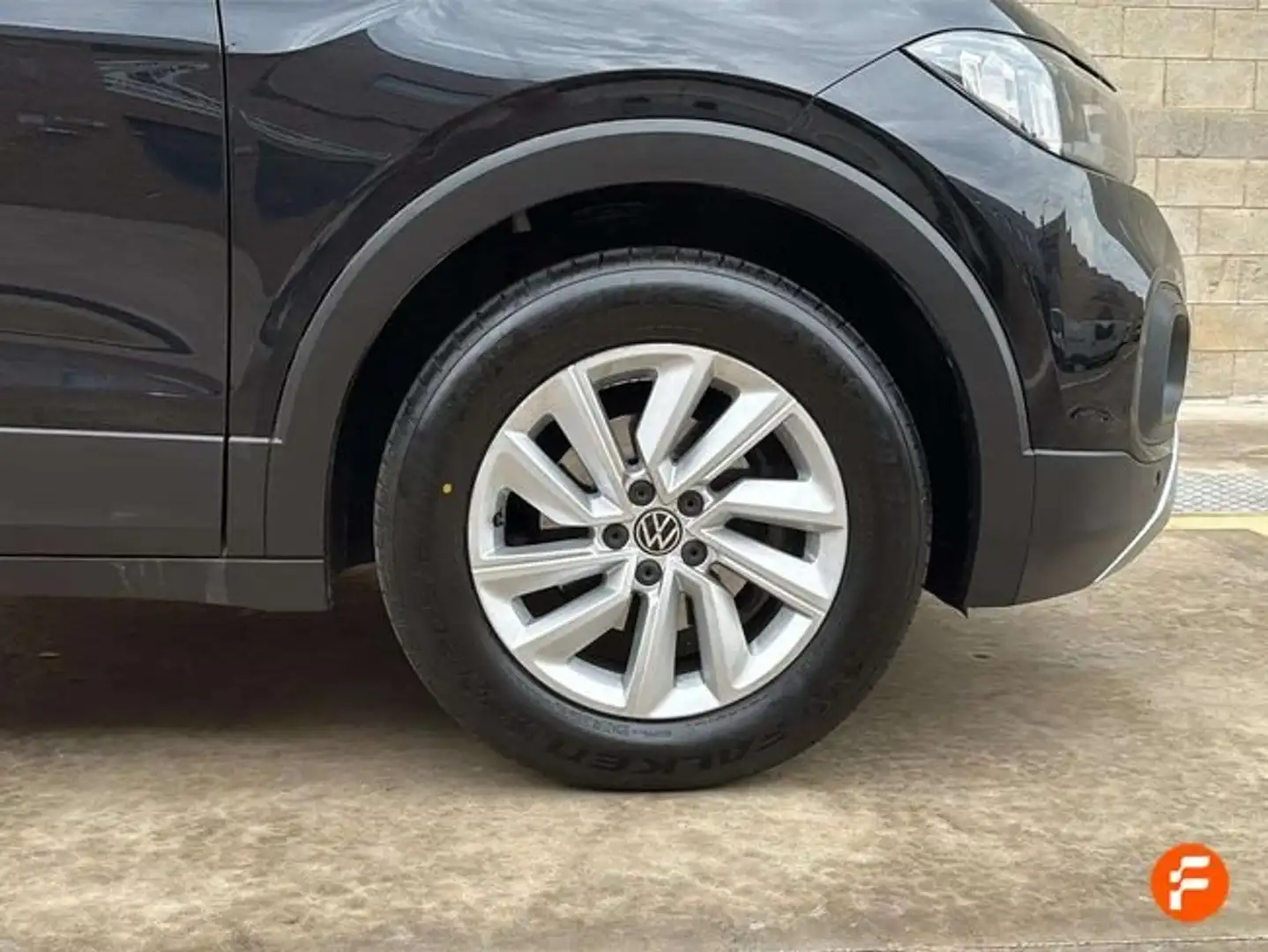 Volkswagen T-Cross 1.0 TSI Advance 81kW Negro - 2
