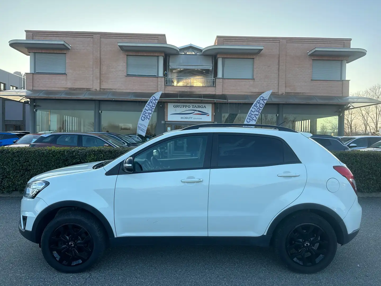 SsangYong Korando Korando 2.0 Limited Gpl 2wd Білий - 1