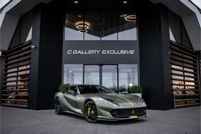 Ferrari 812