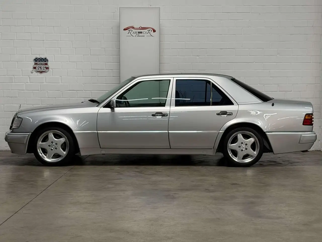 Mercedes-Benz E 500 500 E, foto 6