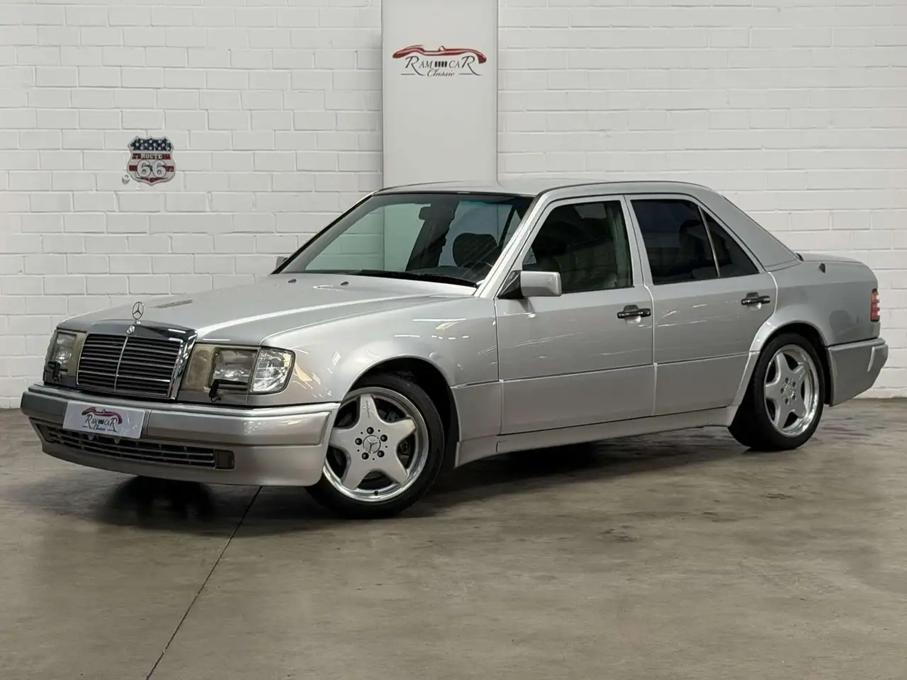 Mercedes-Benz E 500 500 E, foto 2