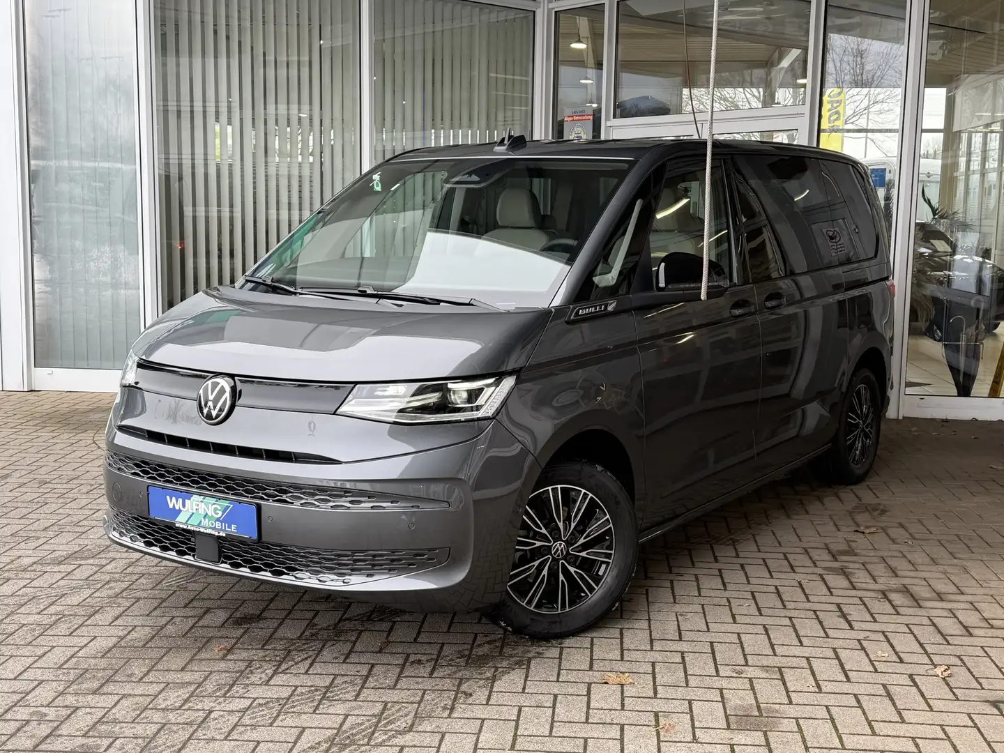 Volkswagen T7 Multivan 2.0 Tdi-DSG IQ-Light,Vis-a-Vis,Navi Grau - 1