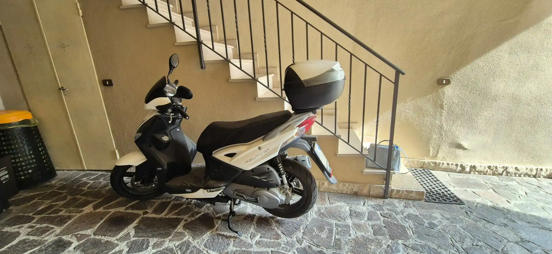 Kymco Agility 125 Alb - 2
