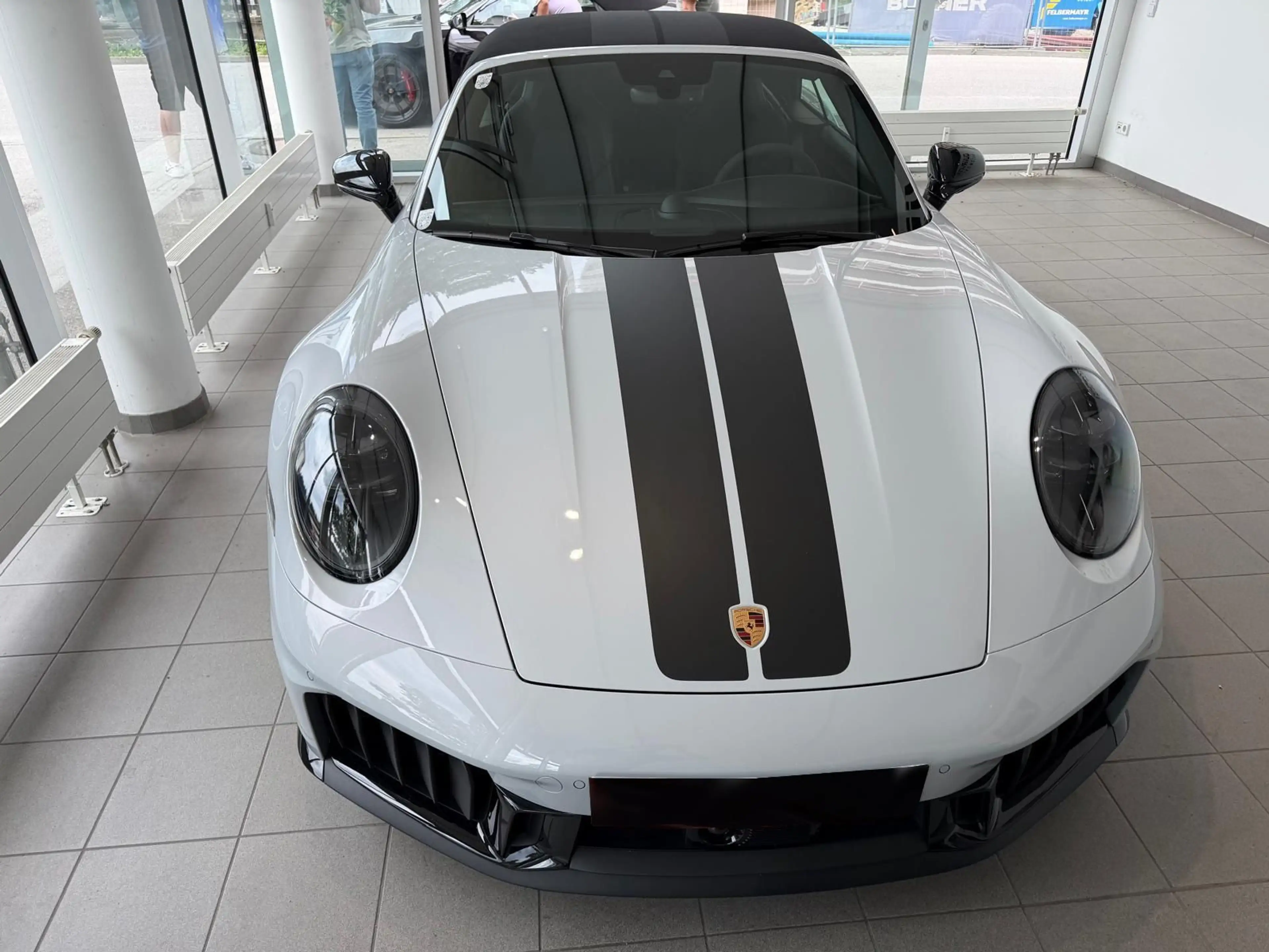 Porsche 992 911 992.2 Carrera 4GTS Cabrio/Lift/Bur/18W — photo 5