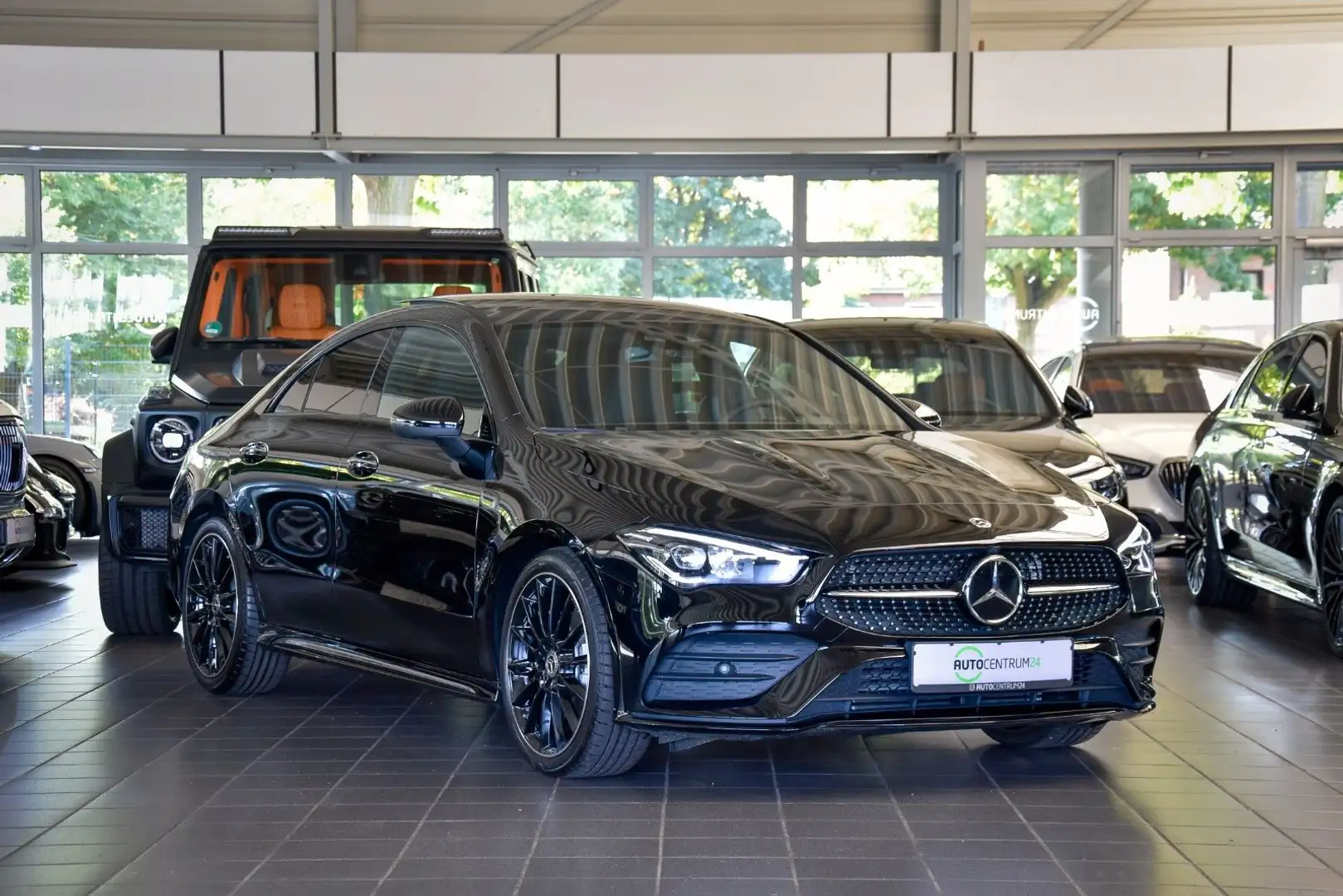 Mercedes-Benz CLA 220 d AMG Panorama LED Night 360° Sound Schwarz - 1