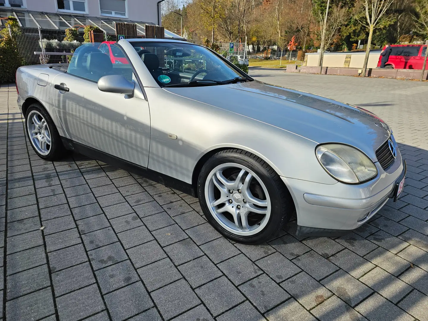 Mercedes-Benz SLK 230 SLK 230 Kompressor / TÜV 05/26 / Automatik Argento - 2