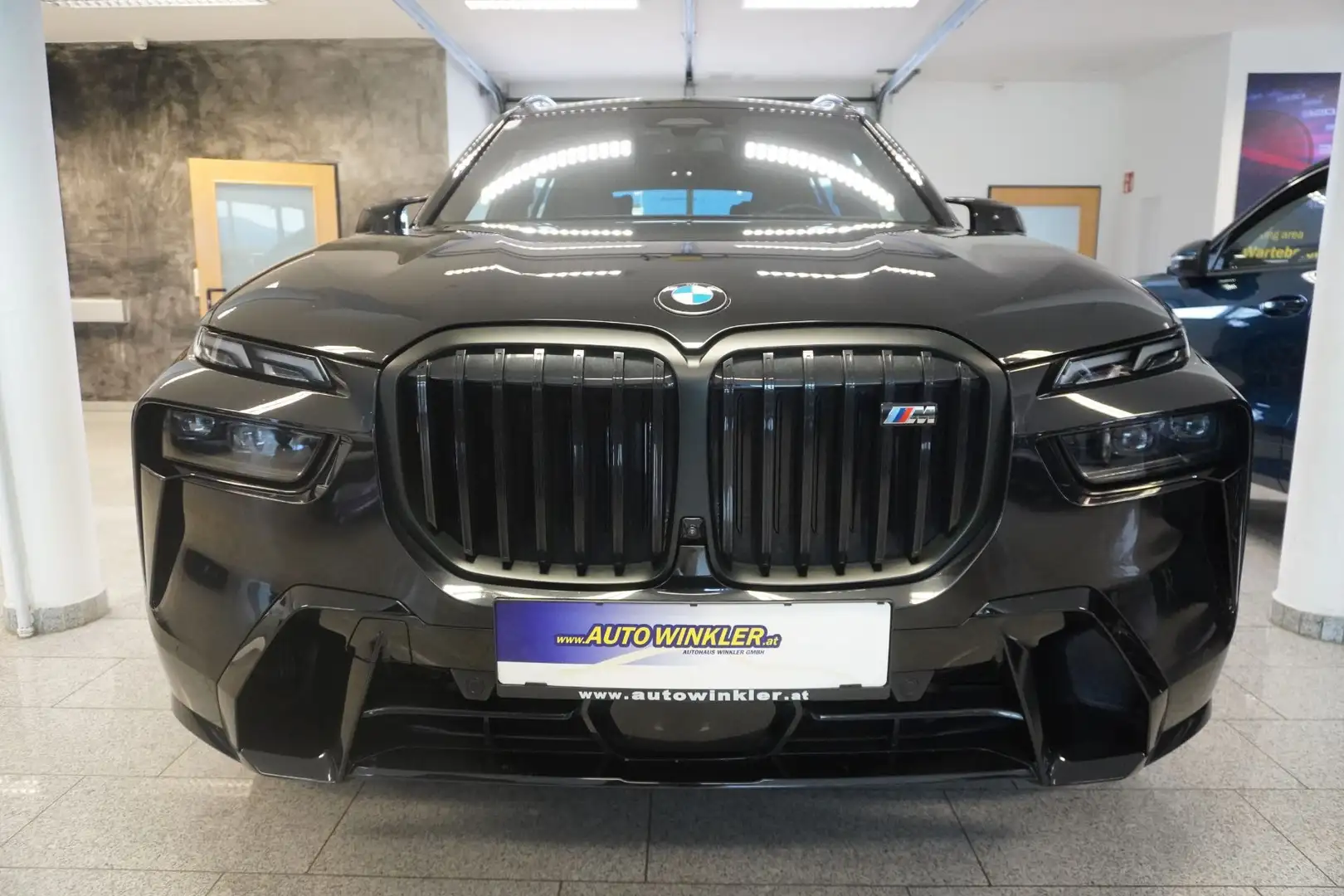 BMW Sonstige i xDrive MY23/AHV/7Sitze/Panorama Schwarz - 2