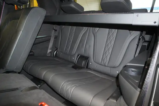 BMW Sonstige i xDrive MY23/AHV/7Sitze/Panorama Ansicht 11