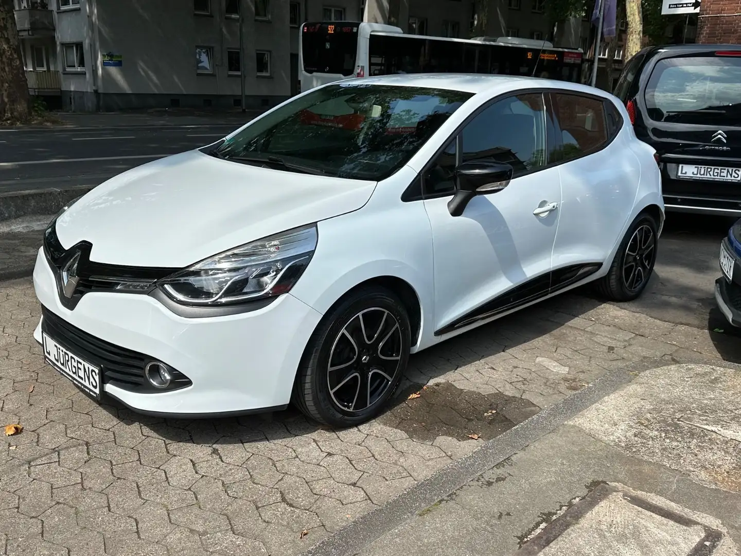 Renault Clio IV Paris/NAVI-KLIMA-ALU- Weiß - 1