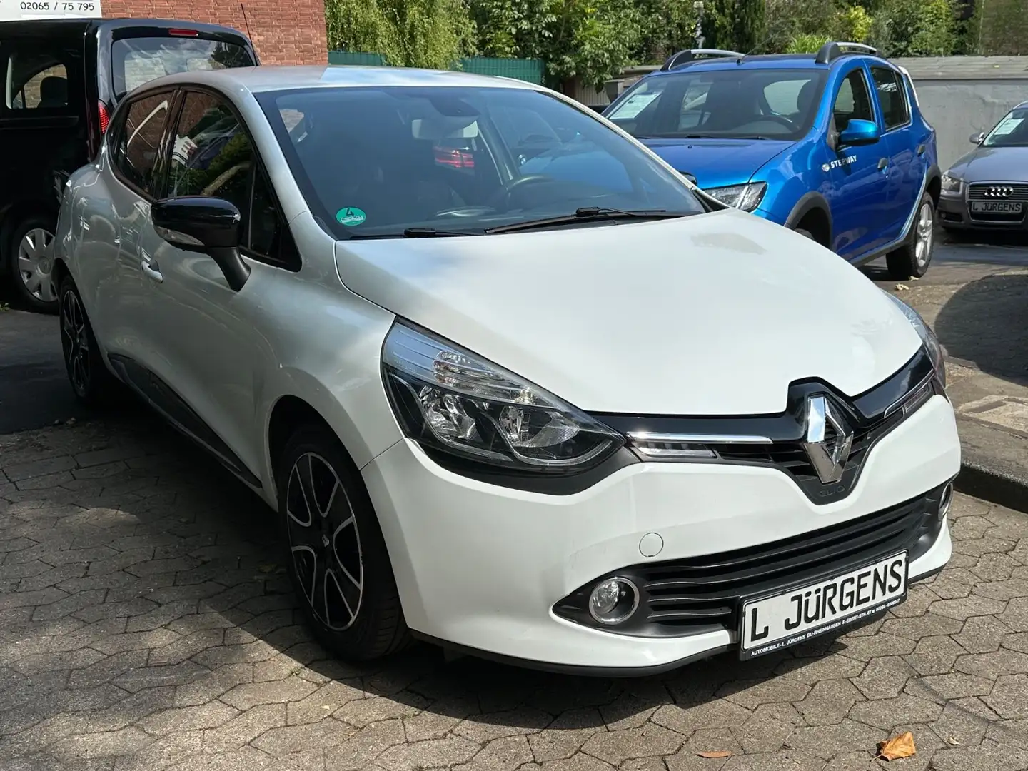 Renault Clio IV Paris/NAVI-KLIMA-ALU- Weiß - 2