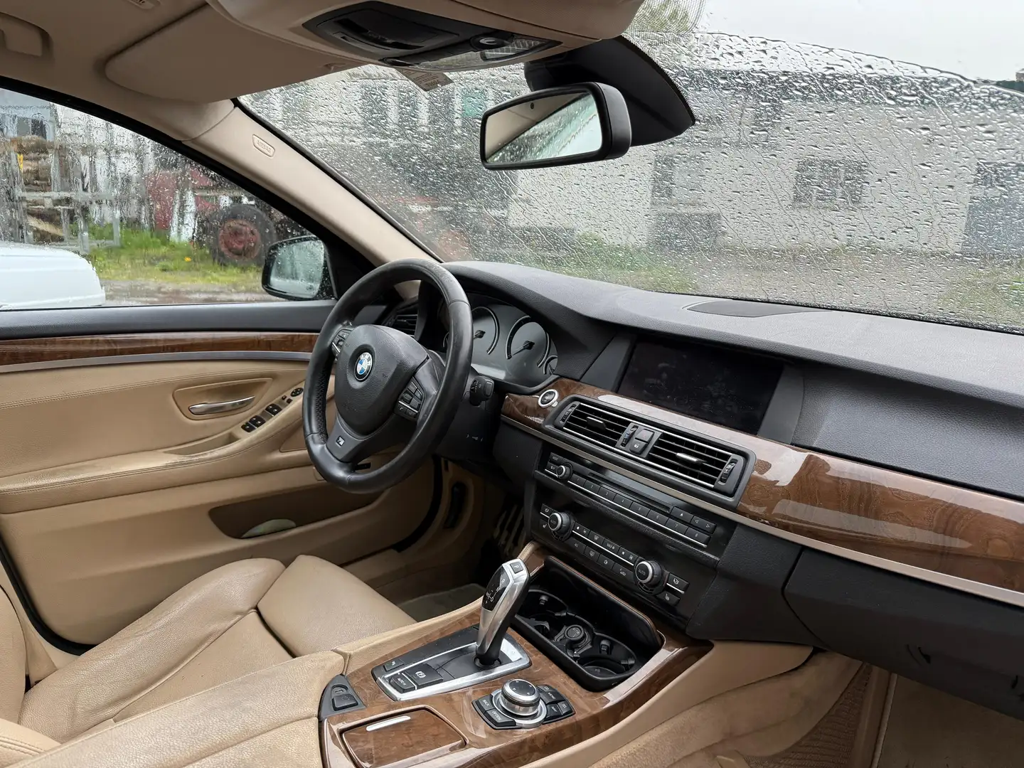 BMW 535 535d F11 - 1
