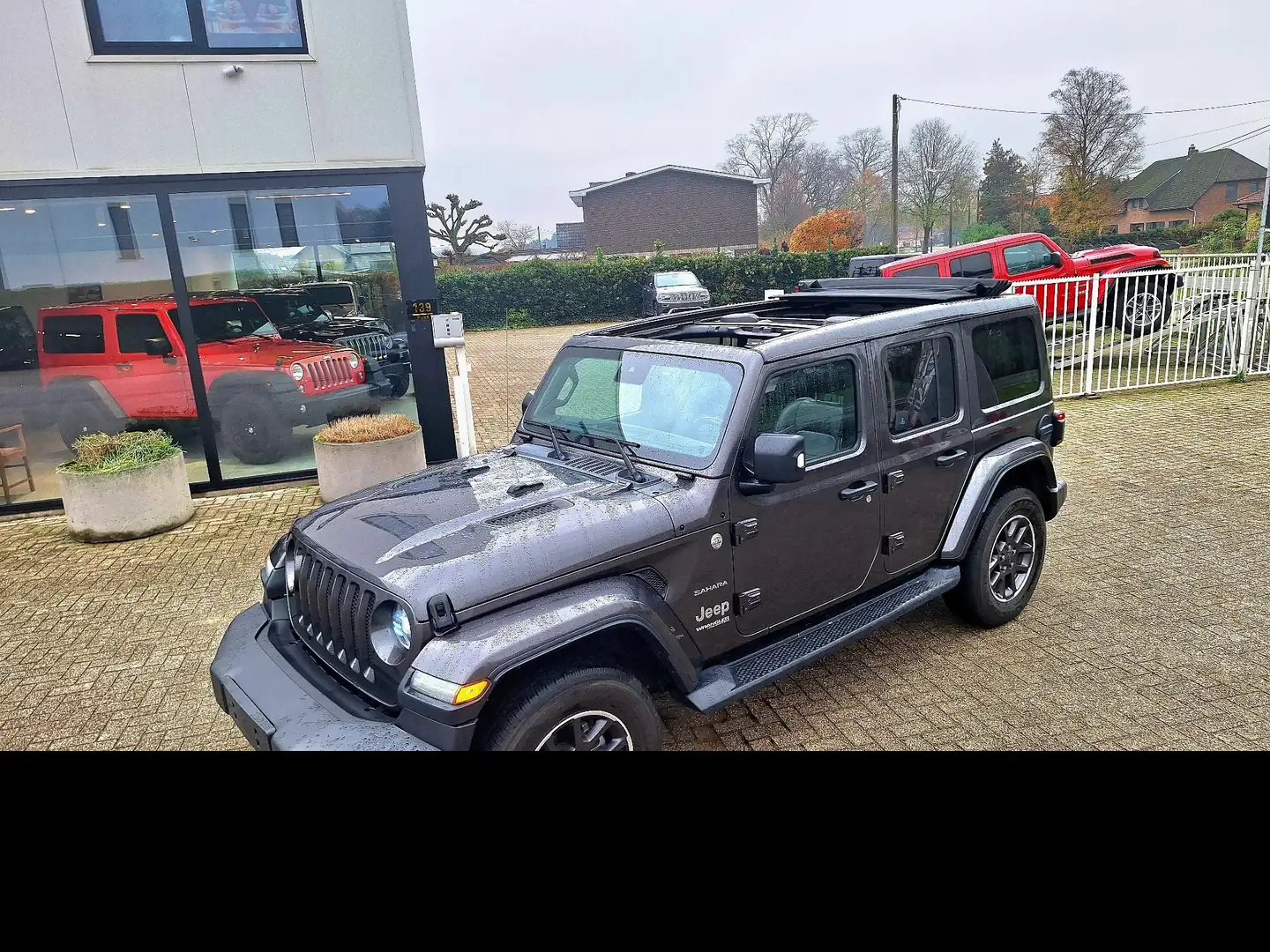 Jeep Wrangler Wrangler Unlimited 2.0 T Sahara SKY ONE TOUCH Gris - 2