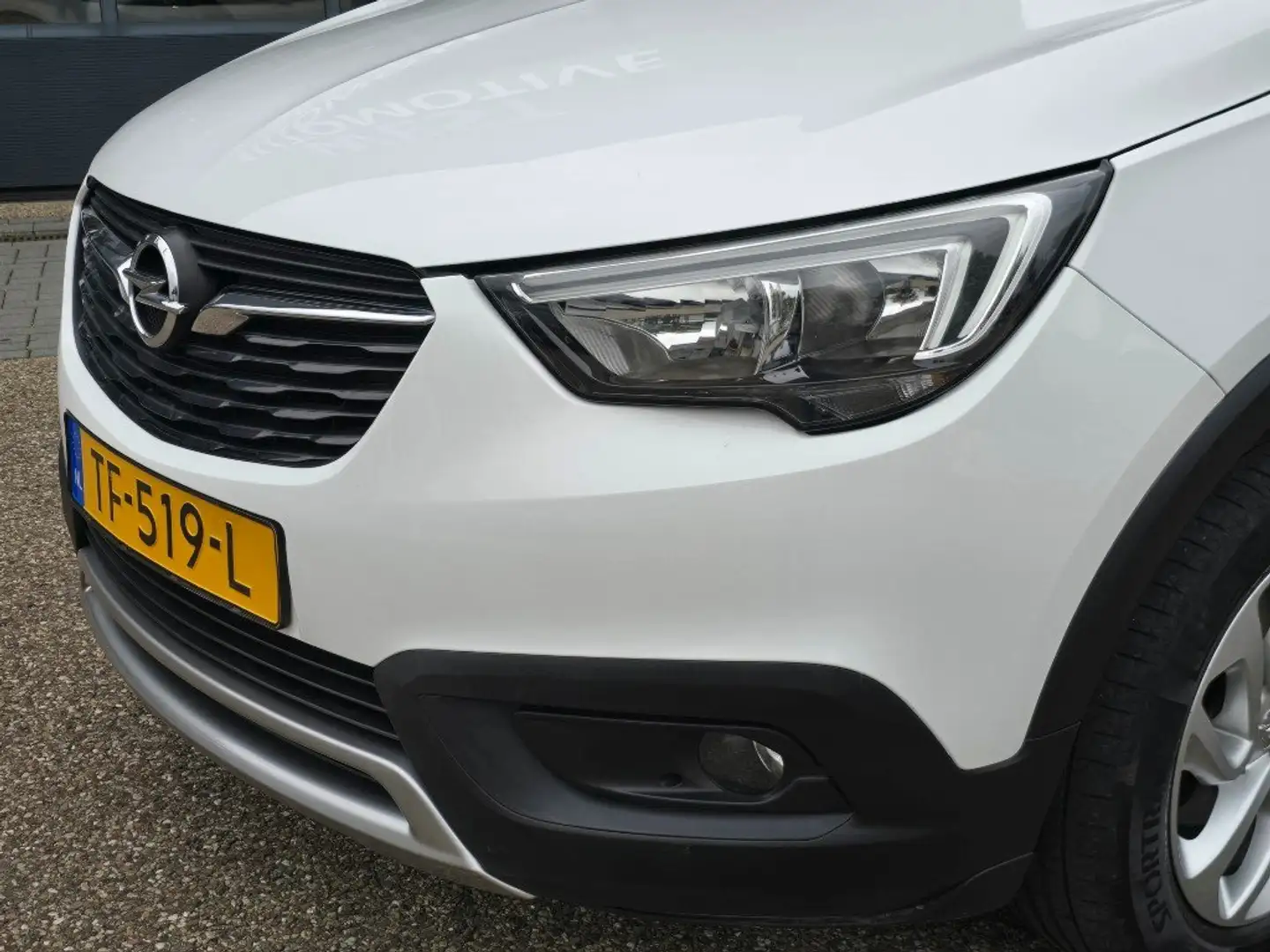 Opel Crossland X 1.2 Turbo Innovation DEALER ONDERHOUDEN 12 MND GAR Wit - 2