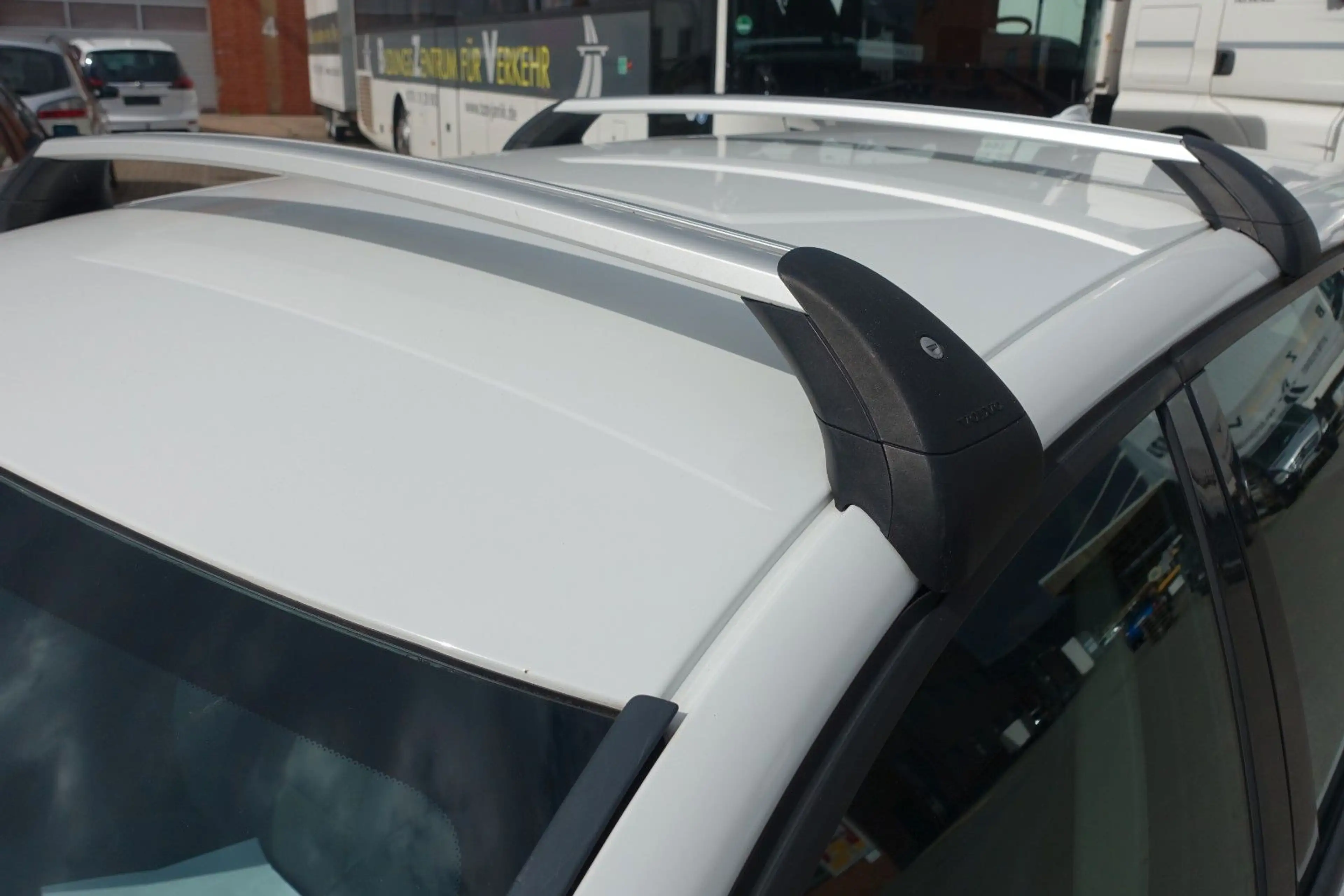 Volvo V70 Kombi Momentum*2.4l*5-ZYLINDER*AUTOMATIK*TEM — photo 7