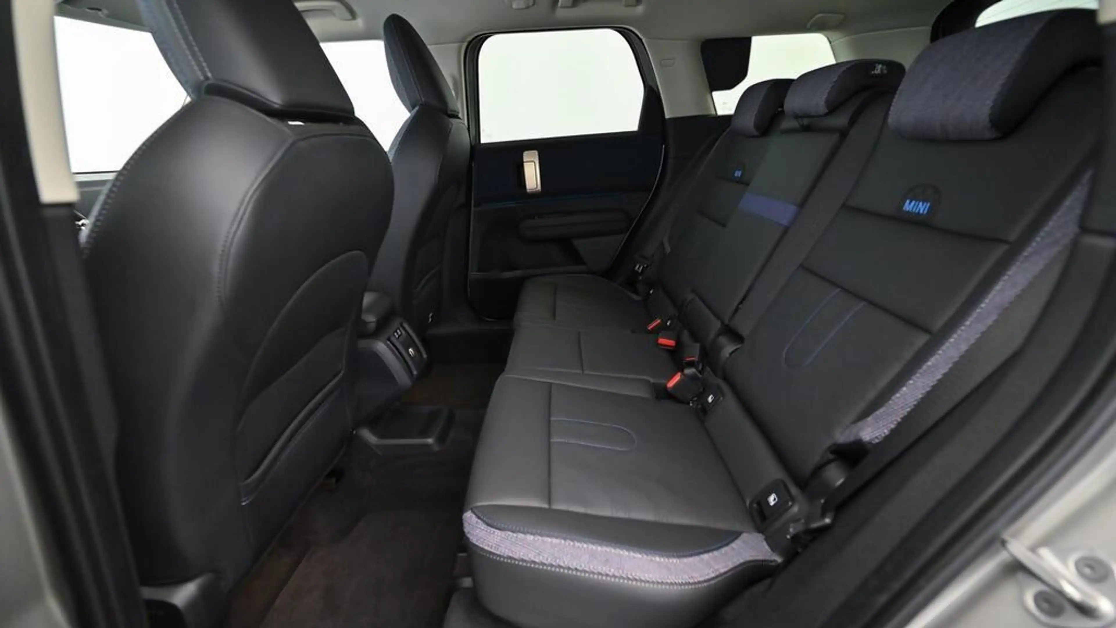 MINI Countryman D — photo 14