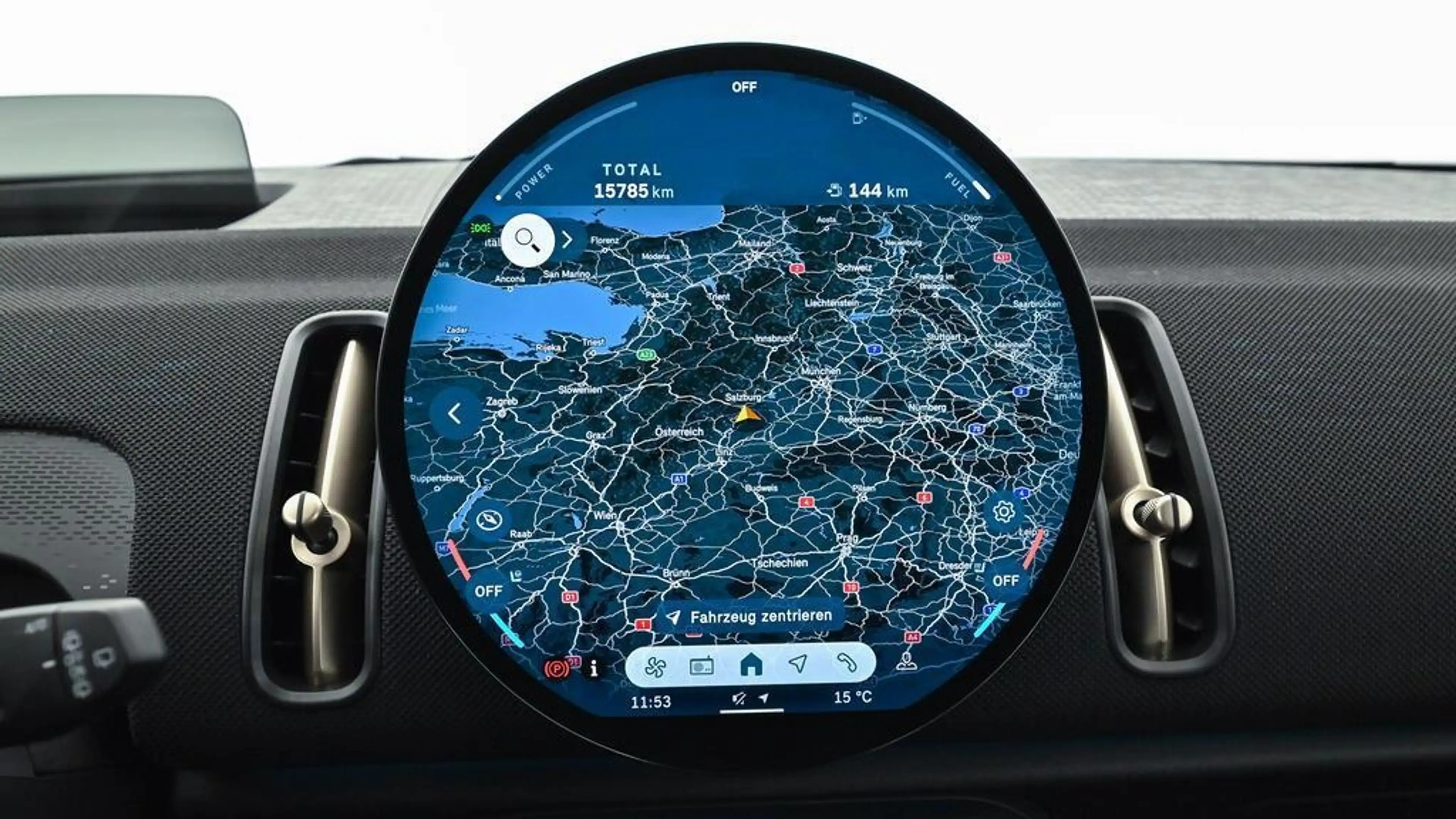 MINI Countryman D — photo 13