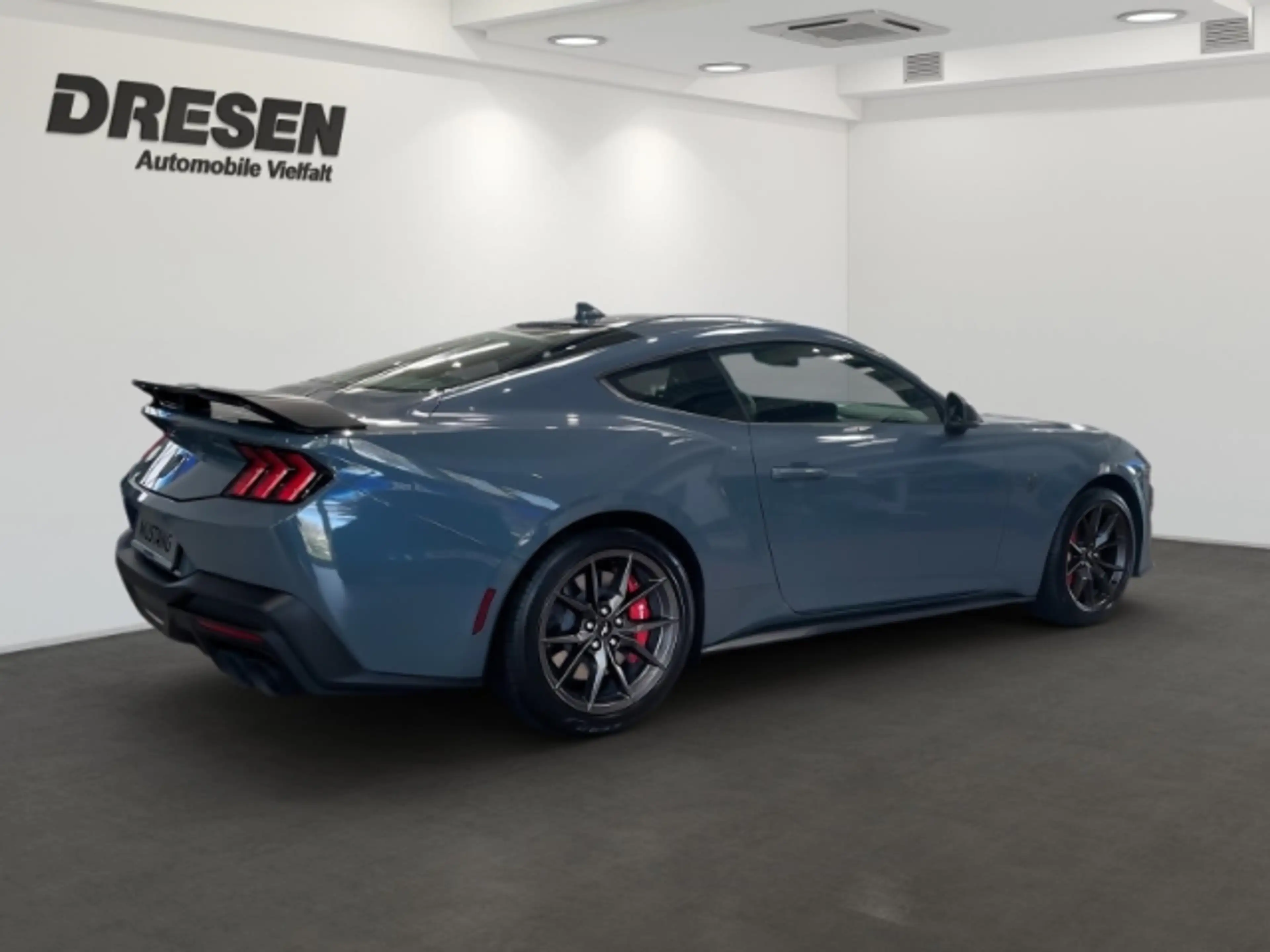 Ford Mustang Fastback Dark Horse+Kamera+Abstandstempomat+Navi — photo 3
