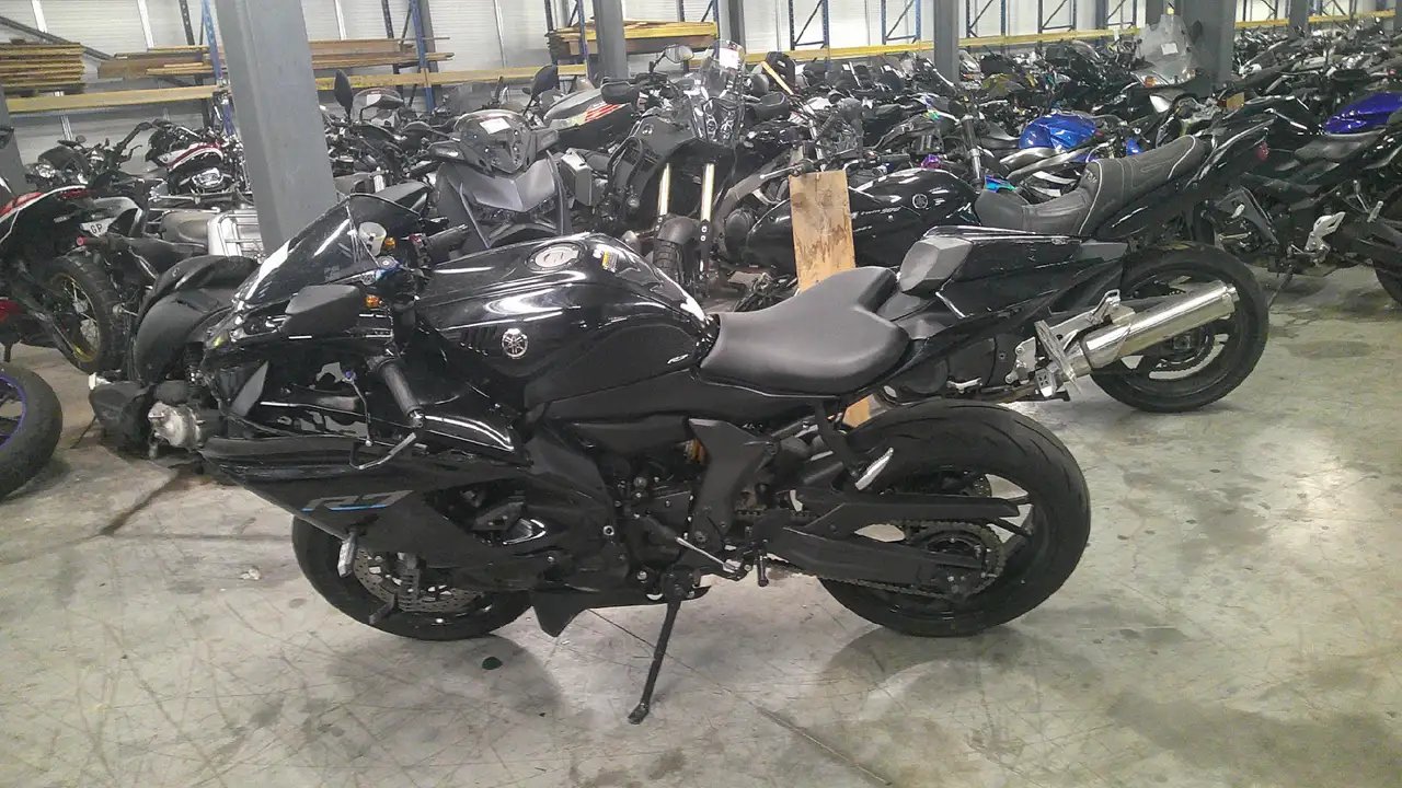 Yamaha YZF-R7