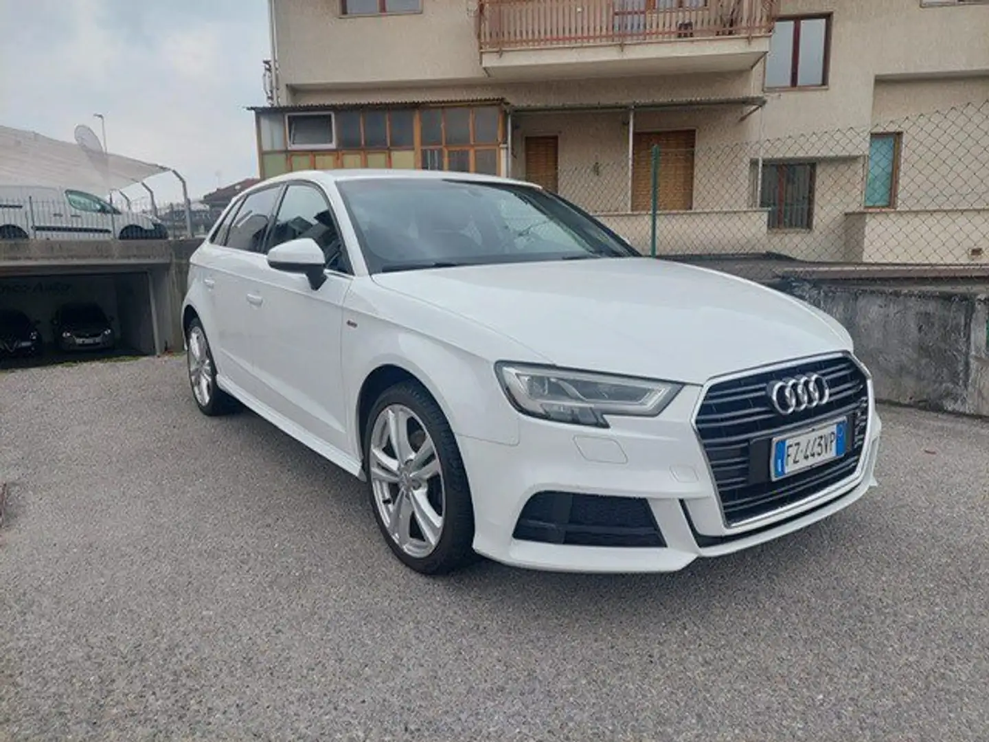Audi A3 A3 SPB 35 TDI S tronic Admired Wit - 2