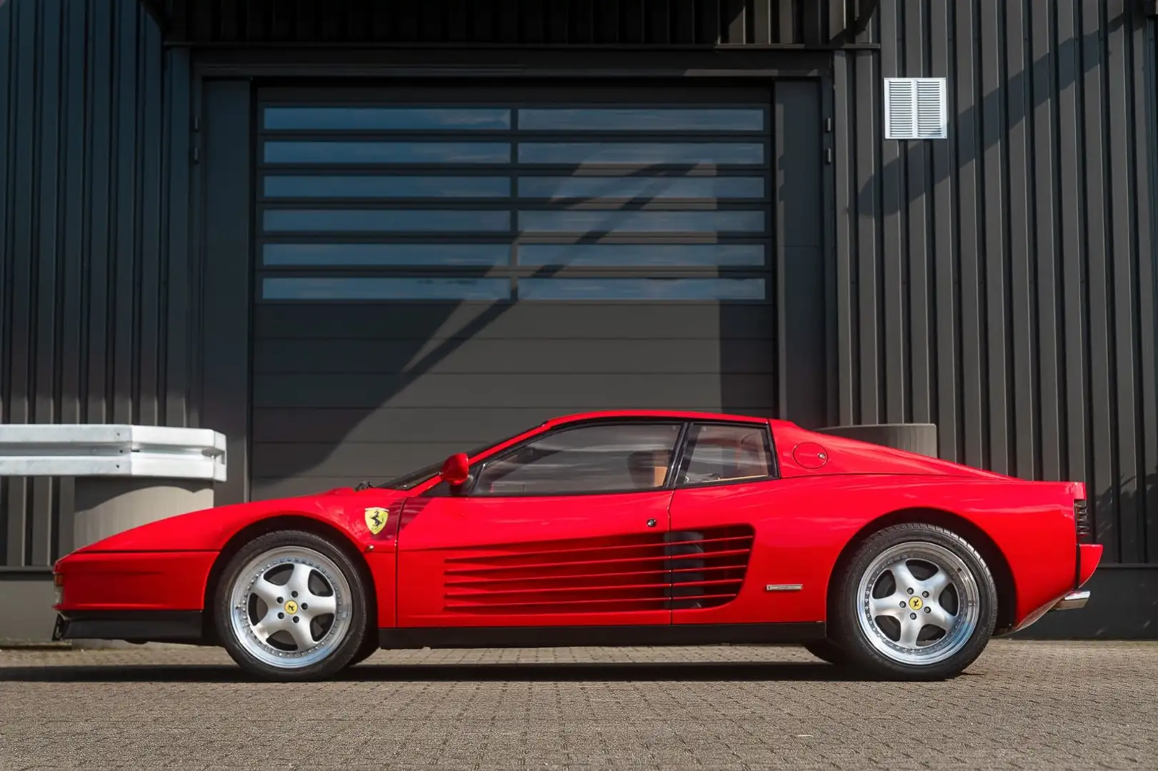 Ferrari Testarossa Topzustand Rot - 1