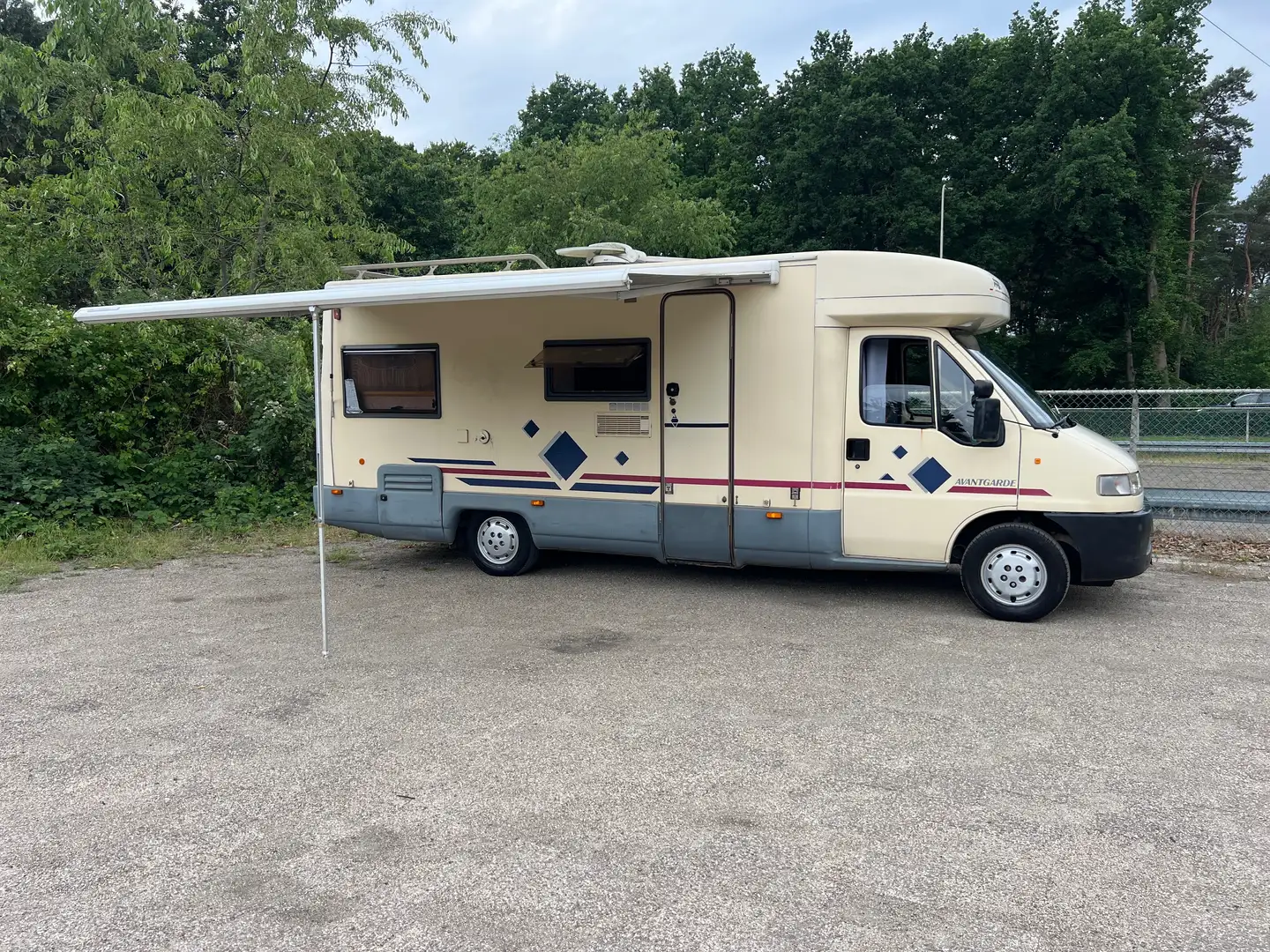 Fiat Ducato Camper Beige - 2