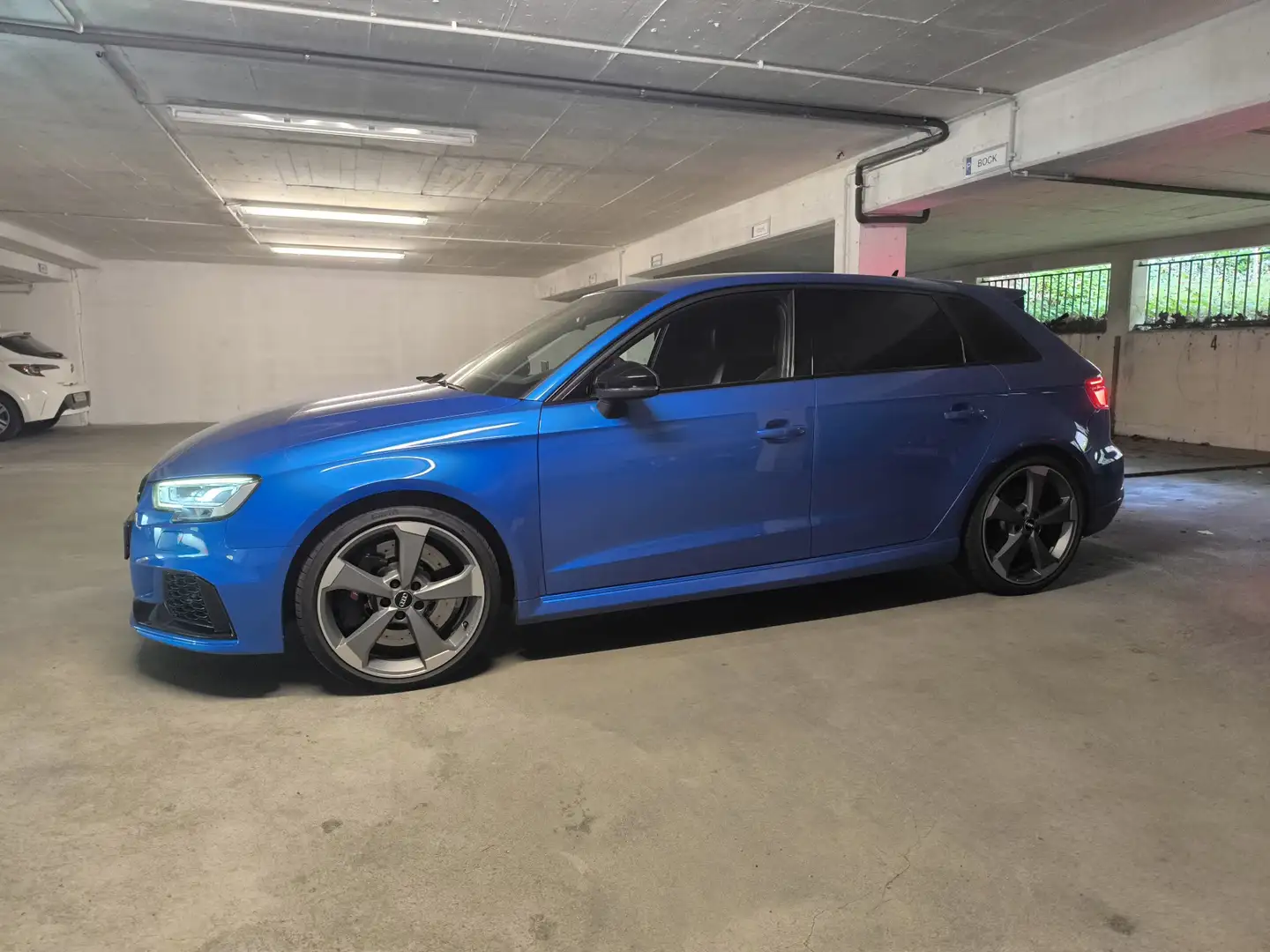 Audi RS3 Sportback S tronic MwSt - 2