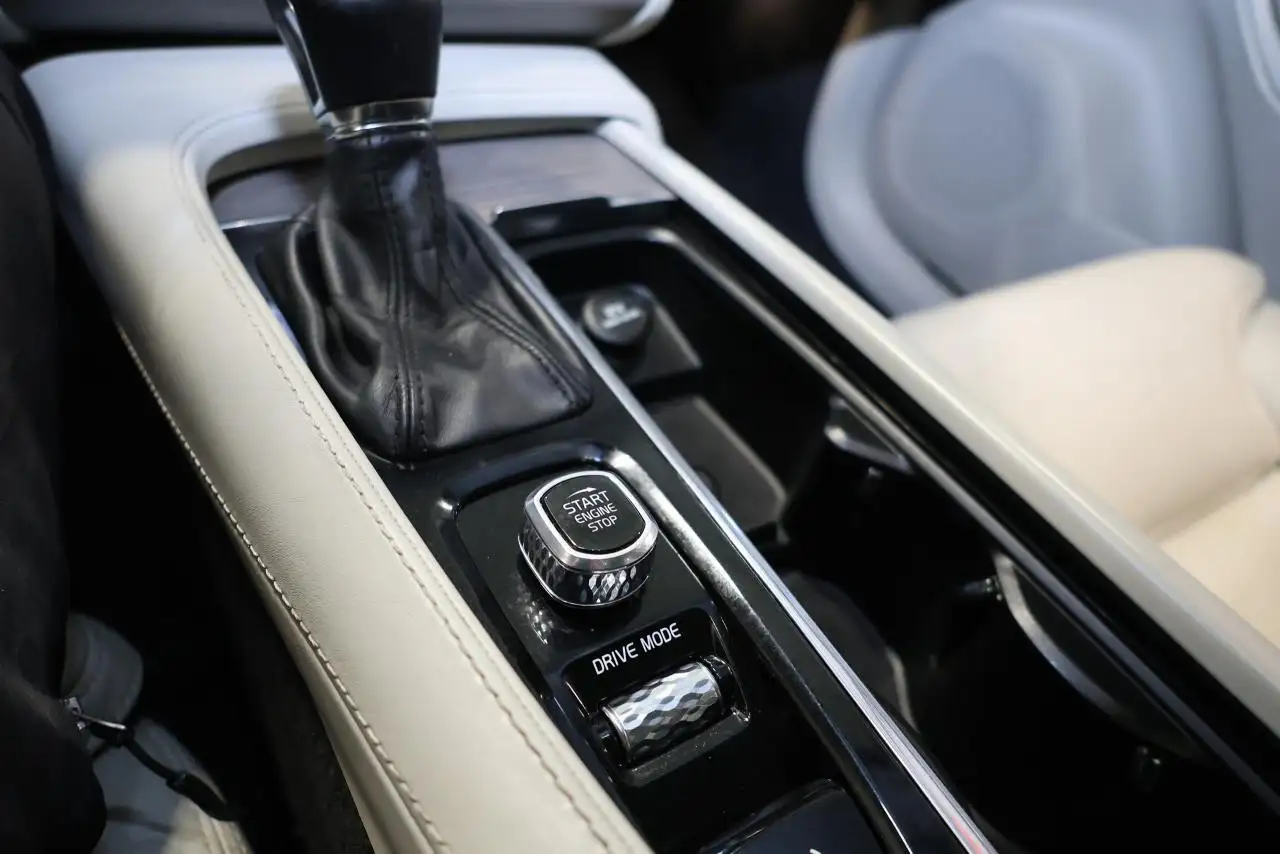 Volvo XC90 снимка Volvo XC90